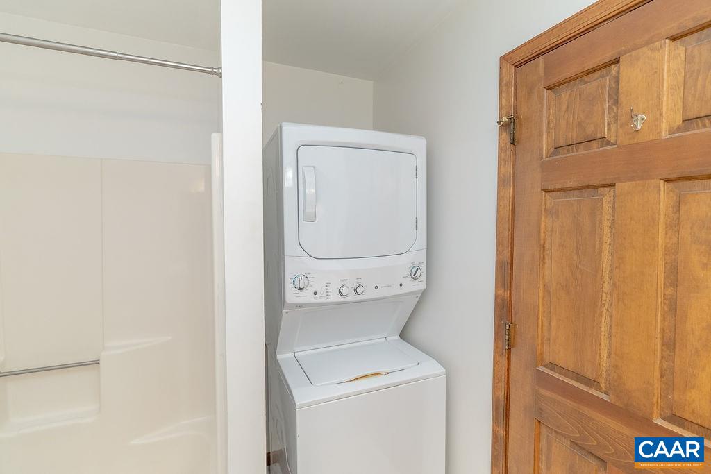 9 CHIPPEWA LN, PALMYRA, Virginia 22963, 3 Bedrooms Bedrooms, ,2 BathroomsBathrooms,Residential,9 CHIPPEWA LN,679805 MLS # 679805 9 CHIPPEWA LN, PALMYRA, Virginia 22963, 3 Bedrooms Bedrooms, ,2 BathroomsBathrooms,Residential,9 CHIPPEWA LN,679805 MLS # 679805