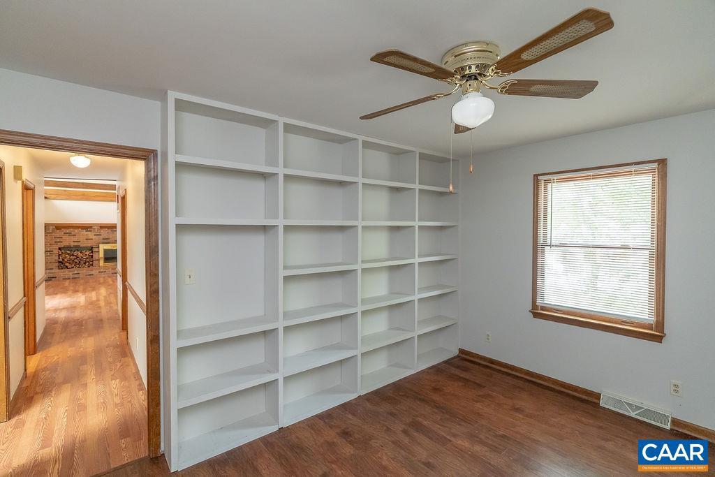 9 CHIPPEWA LN, PALMYRA, Virginia 22963, 3 Bedrooms Bedrooms, ,2 BathroomsBathrooms,Residential,9 CHIPPEWA LN,679805 MLS # 679805 9 CHIPPEWA LN, PALMYRA, Virginia 22963, 3 Bedrooms Bedrooms, ,2 BathroomsBathrooms,Residential,9 CHIPPEWA LN,679805 MLS # 679805