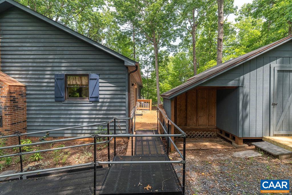 9 CHIPPEWA LN, PALMYRA, Virginia 22963, 3 Bedrooms Bedrooms, ,2 BathroomsBathrooms,Residential,9 CHIPPEWA LN,679805 MLS # 679805 9 CHIPPEWA LN, PALMYRA, Virginia 22963, 3 Bedrooms Bedrooms, ,2 BathroomsBathrooms,Residential,9 CHIPPEWA LN,679805 MLS # 679805
