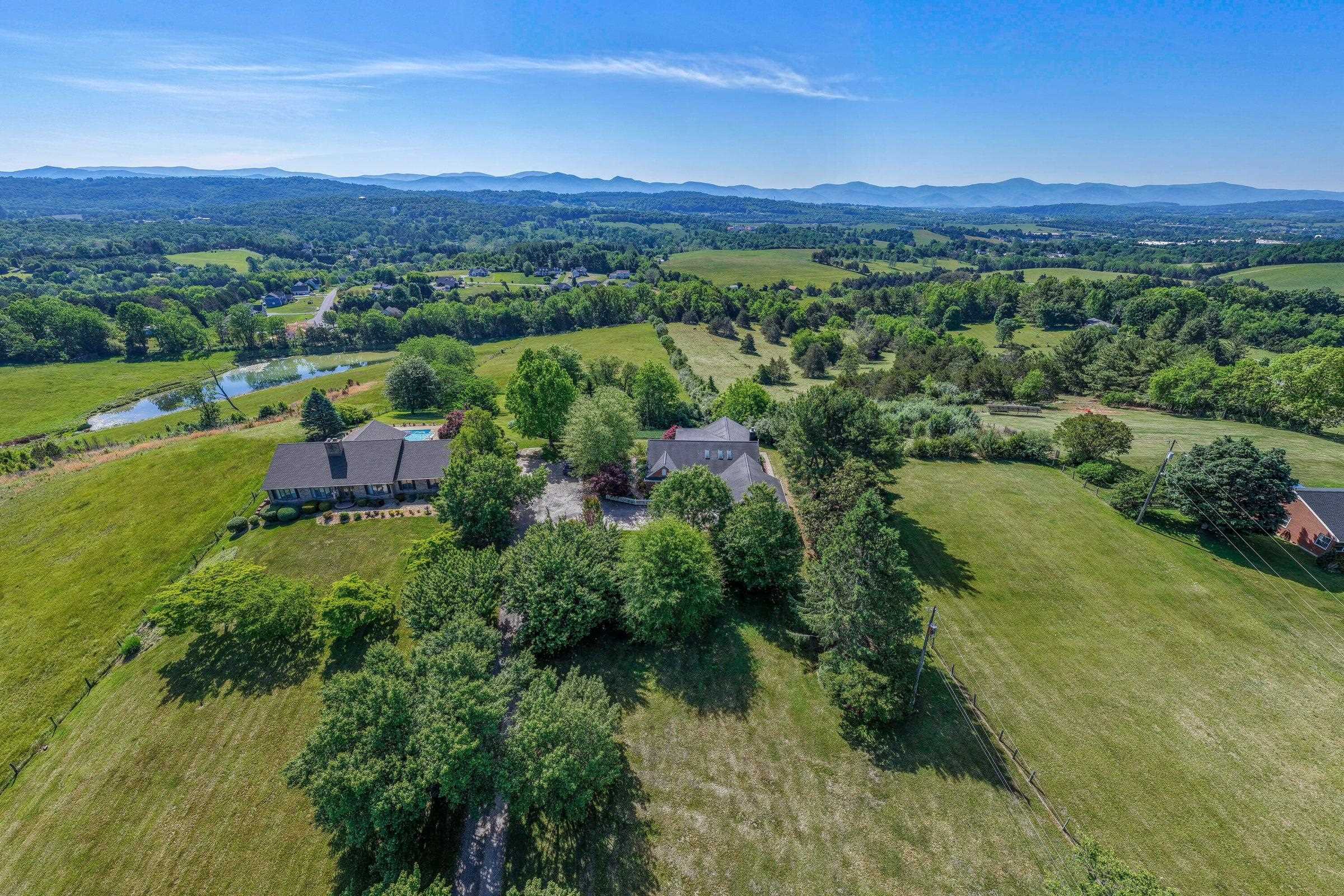 A stunning tree-lined driveway welcomes you to the property. A stunning tree-lined driveway welcomes you to the property.