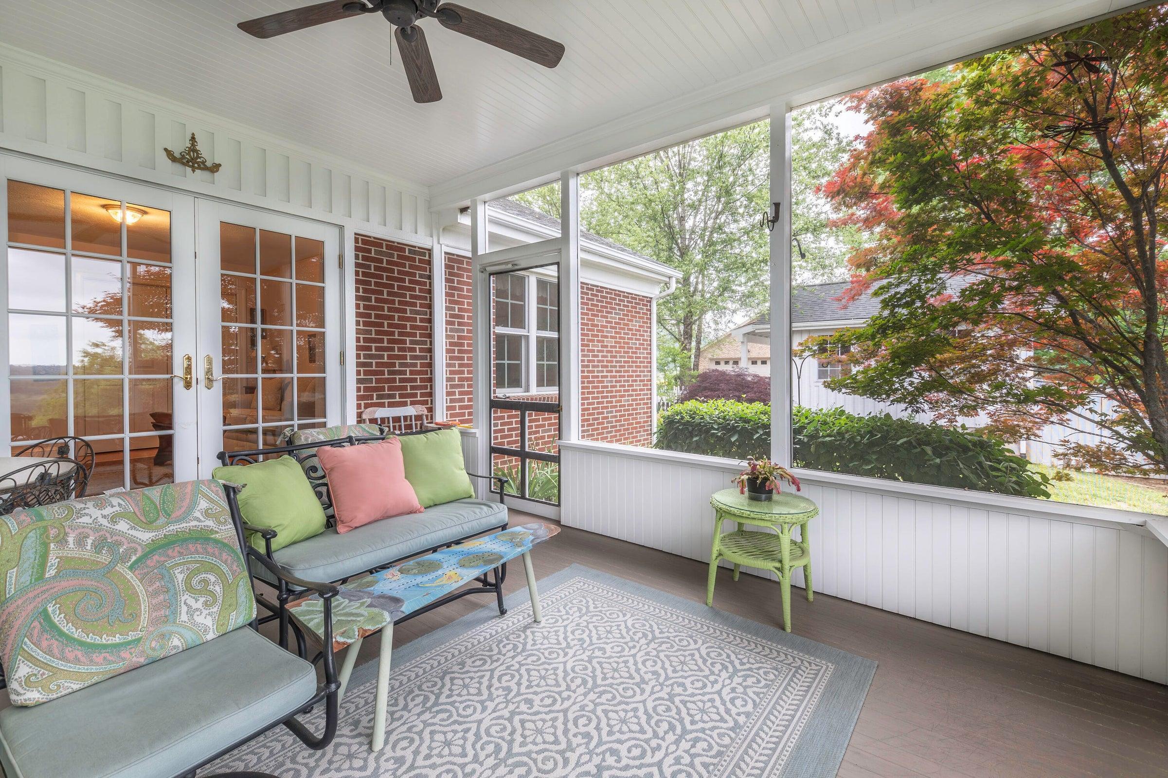 1274 MAURY RIVER RD, LEXINGTON, Virginia 24450, 3 Bedrooms Bedrooms, ,2 BathroomsBathrooms,Residential,1274 Maury River Rd Lexington, VA 24450,1274 MAURY RIVER RD,679812 MLS # 679812 1274 MAURY RIVER RD, LEXINGTON, Virginia 24450, 3 Bedrooms Bedrooms, ,2 BathroomsBathrooms,Residential,1274 Maury River Rd Lexington, VA 24450,1274 MAURY RIVER RD,679812 MLS # 679812