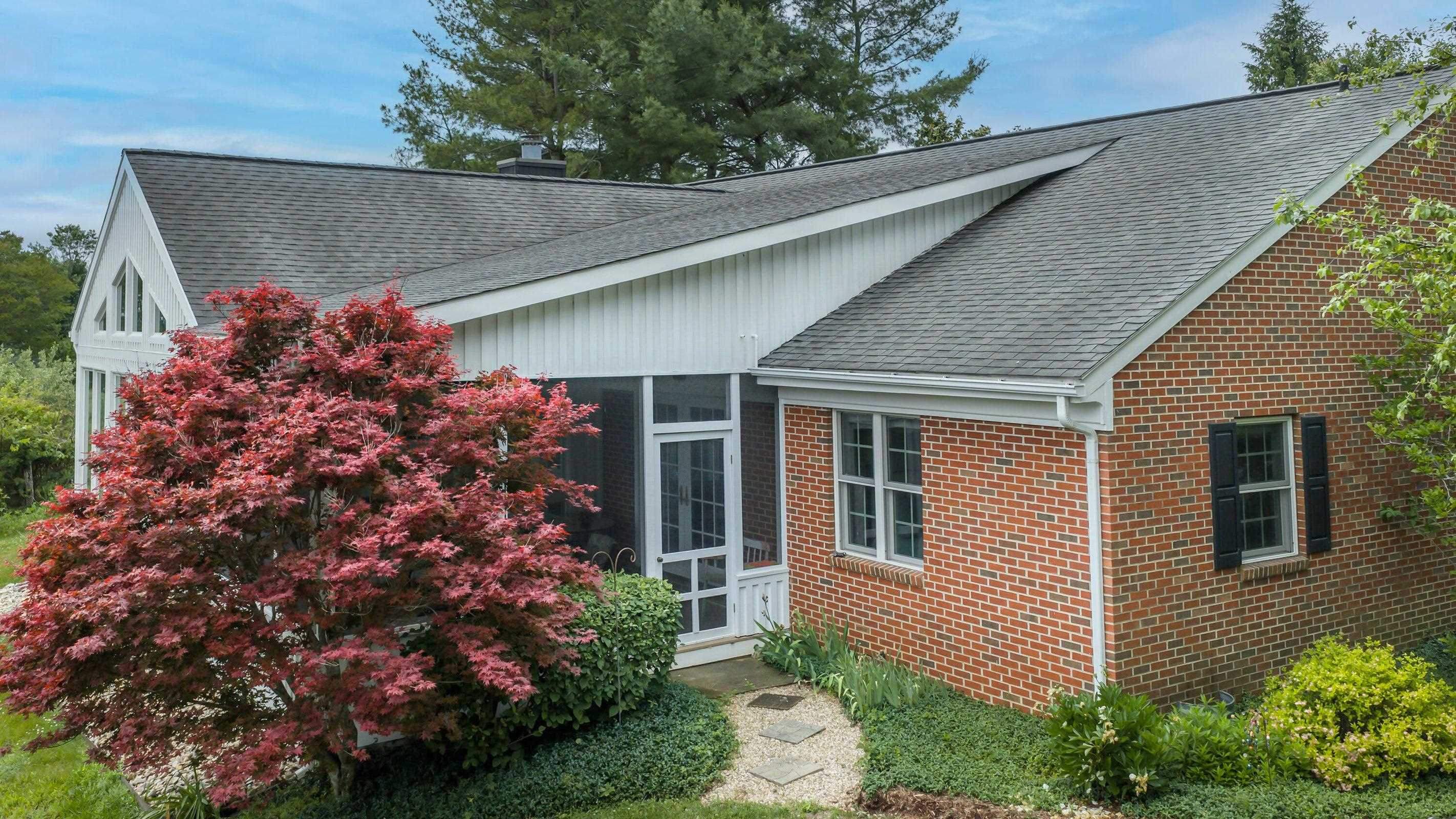 1274 MAURY RIVER RD, LEXINGTON, Virginia 24450, 3 Bedrooms Bedrooms, ,2 BathroomsBathrooms,Residential,1274 Maury River Rd Lexington, VA 24450,1274 MAURY RIVER RD,679812 MLS # 679812 1274 MAURY RIVER RD, LEXINGTON, Virginia 24450, 3 Bedrooms Bedrooms, ,2 BathroomsBathrooms,Residential,1274 Maury River Rd Lexington, VA 24450,1274 MAURY RIVER RD,679812 MLS # 679812