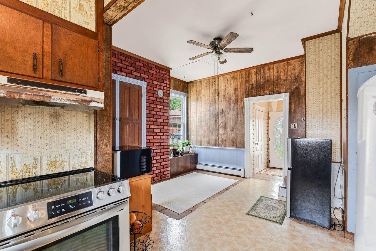102 HOUFF RD, WEYERS CAVE, Virginia 24486, 4 Bedrooms Bedrooms, ,2 BathroomsBathrooms,Residential,Timeless Victorian with Lovely Courtyard,102 HOUFF RD,679822 MLS # 679822 102 HOUFF RD, WEYERS CAVE, Virginia 24486, 4 Bedrooms Bedrooms, ,2 BathroomsBathrooms,Residential,Timeless Victorian with Lovely Courtyard,102 HOUFF RD,679822 MLS # 679822