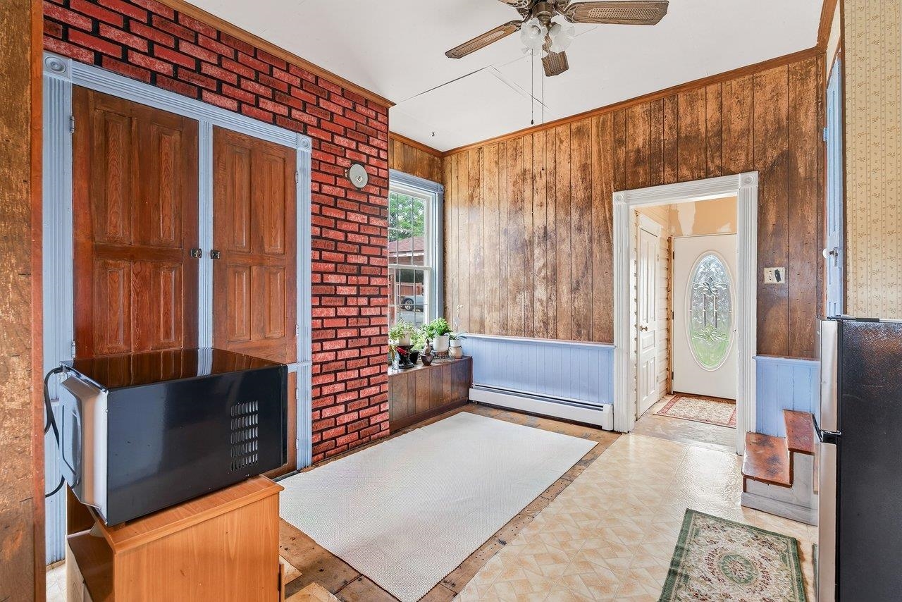 102 HOUFF RD, WEYERS CAVE, Virginia 24486, 4 Bedrooms Bedrooms, ,2 BathroomsBathrooms,Residential,Timeless Victorian with Lovely Courtyard,102 HOUFF RD,679822 MLS # 679822 102 HOUFF RD, WEYERS CAVE, Virginia 24486, 4 Bedrooms Bedrooms, ,2 BathroomsBathrooms,Residential,Timeless Victorian with Lovely Courtyard,102 HOUFF RD,679822 MLS # 679822