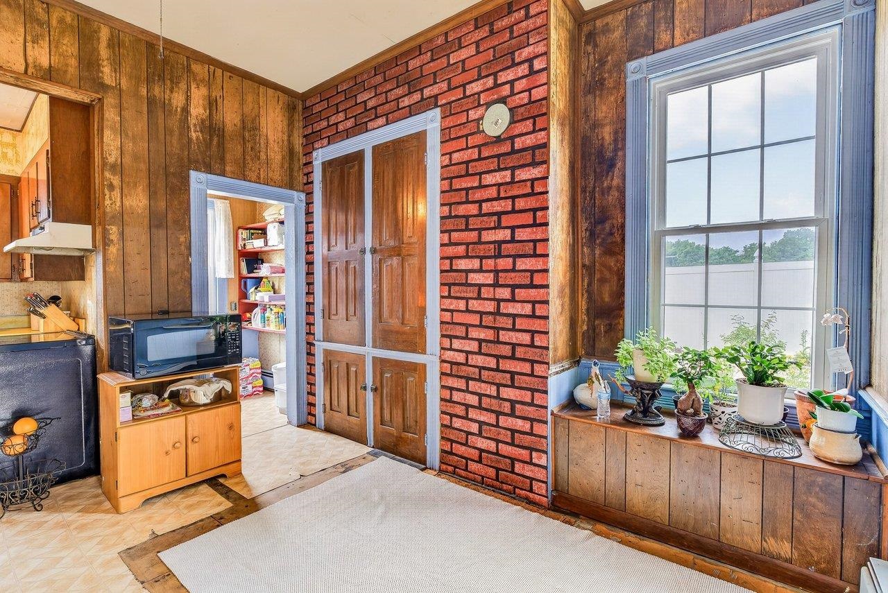 102 HOUFF RD, WEYERS CAVE, Virginia 24486, 4 Bedrooms Bedrooms, ,2 BathroomsBathrooms,Residential,Timeless Victorian with Lovely Courtyard,102 HOUFF RD,679822 MLS # 679822 102 HOUFF RD, WEYERS CAVE, Virginia 24486, 4 Bedrooms Bedrooms, ,2 BathroomsBathrooms,Residential,Timeless Victorian with Lovely Courtyard,102 HOUFF RD,679822 MLS # 679822