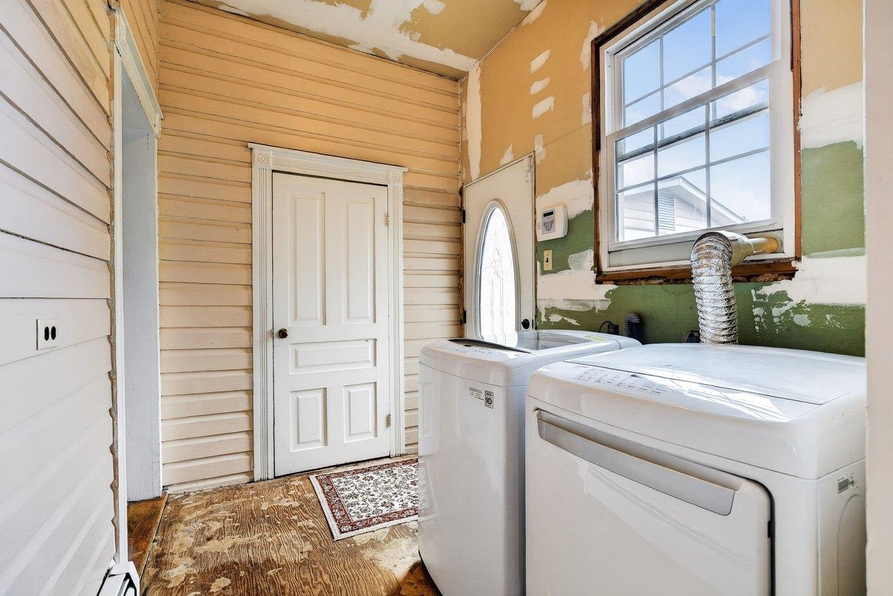 102 HOUFF RD, WEYERS CAVE, Virginia 24486, 4 Bedrooms Bedrooms, ,2 BathroomsBathrooms,Residential,Timeless Victorian with Lovely Courtyard,102 HOUFF RD,679822 MLS # 679822 102 HOUFF RD, WEYERS CAVE, Virginia 24486, 4 Bedrooms Bedrooms, ,2 BathroomsBathrooms,Residential,Timeless Victorian with Lovely Courtyard,102 HOUFF RD,679822 MLS # 679822