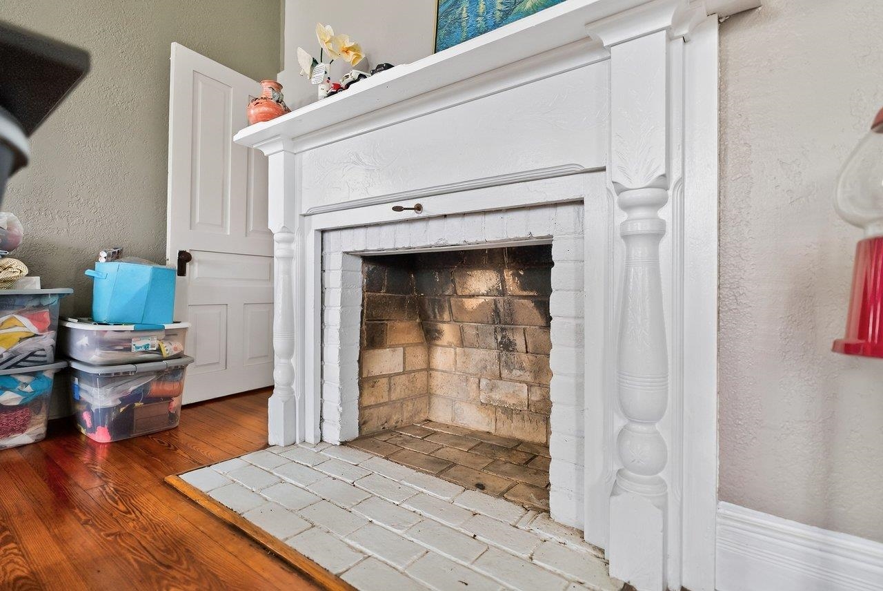 102 HOUFF RD, WEYERS CAVE, Virginia 24486, 4 Bedrooms Bedrooms, ,2 BathroomsBathrooms,Residential,Timeless Victorian with Lovely Courtyard,102 HOUFF RD,679822 MLS # 679822 102 HOUFF RD, WEYERS CAVE, Virginia 24486, 4 Bedrooms Bedrooms, ,2 BathroomsBathrooms,Residential,Timeless Victorian with Lovely Courtyard,102 HOUFF RD,679822 MLS # 679822