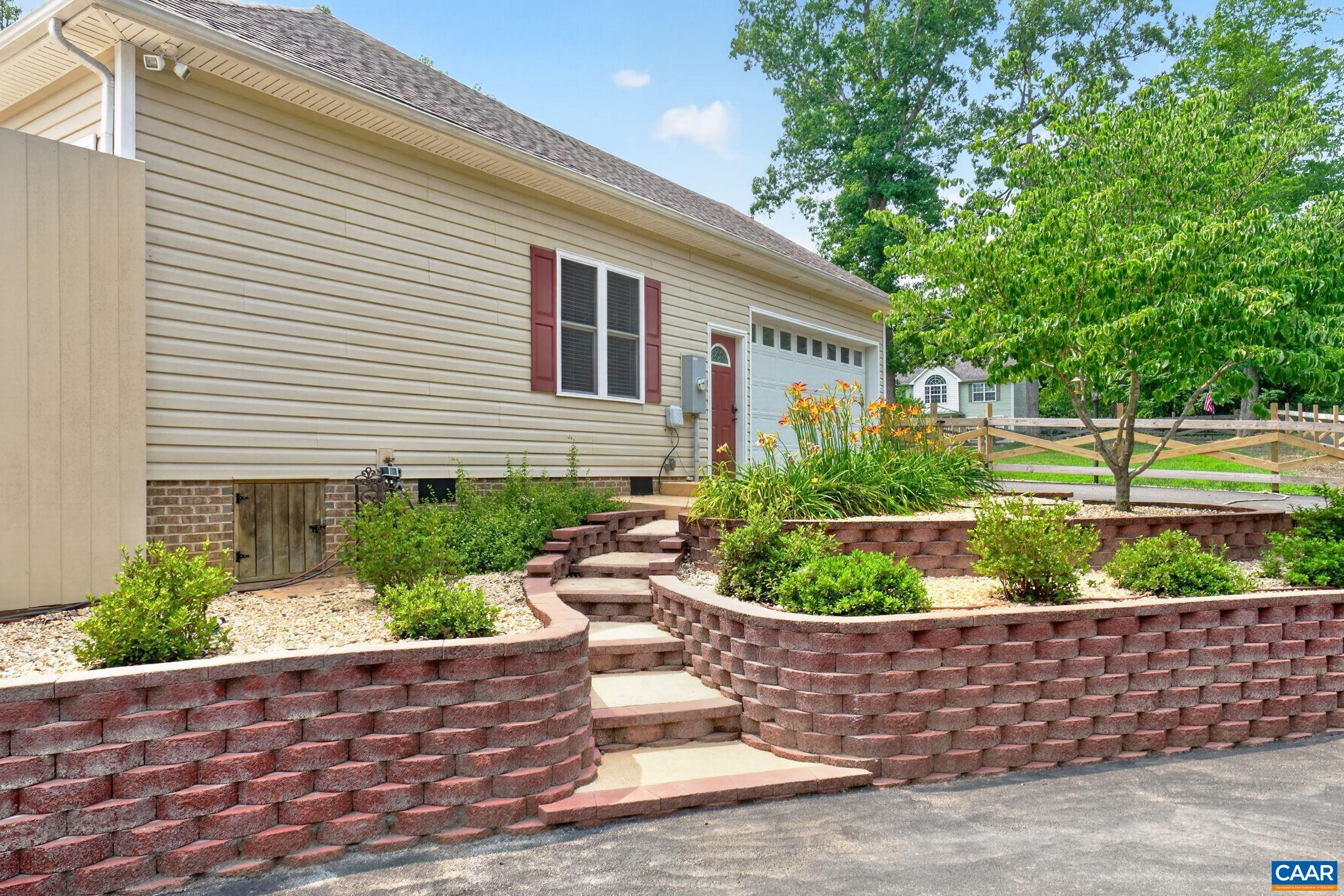 1558 RIDGEWAY DR, BARBOURSVILLE, Virginia 22923, 4 Bedrooms Bedrooms, ,2 BathroomsBathrooms,Residential,1558 RIDGEWAY DR,679823 MLS # 679823 1558 RIDGEWAY DR, BARBOURSVILLE, Virginia 22923, 4 Bedrooms Bedrooms, ,2 BathroomsBathrooms,Residential,1558 RIDGEWAY DR,679823 MLS # 679823