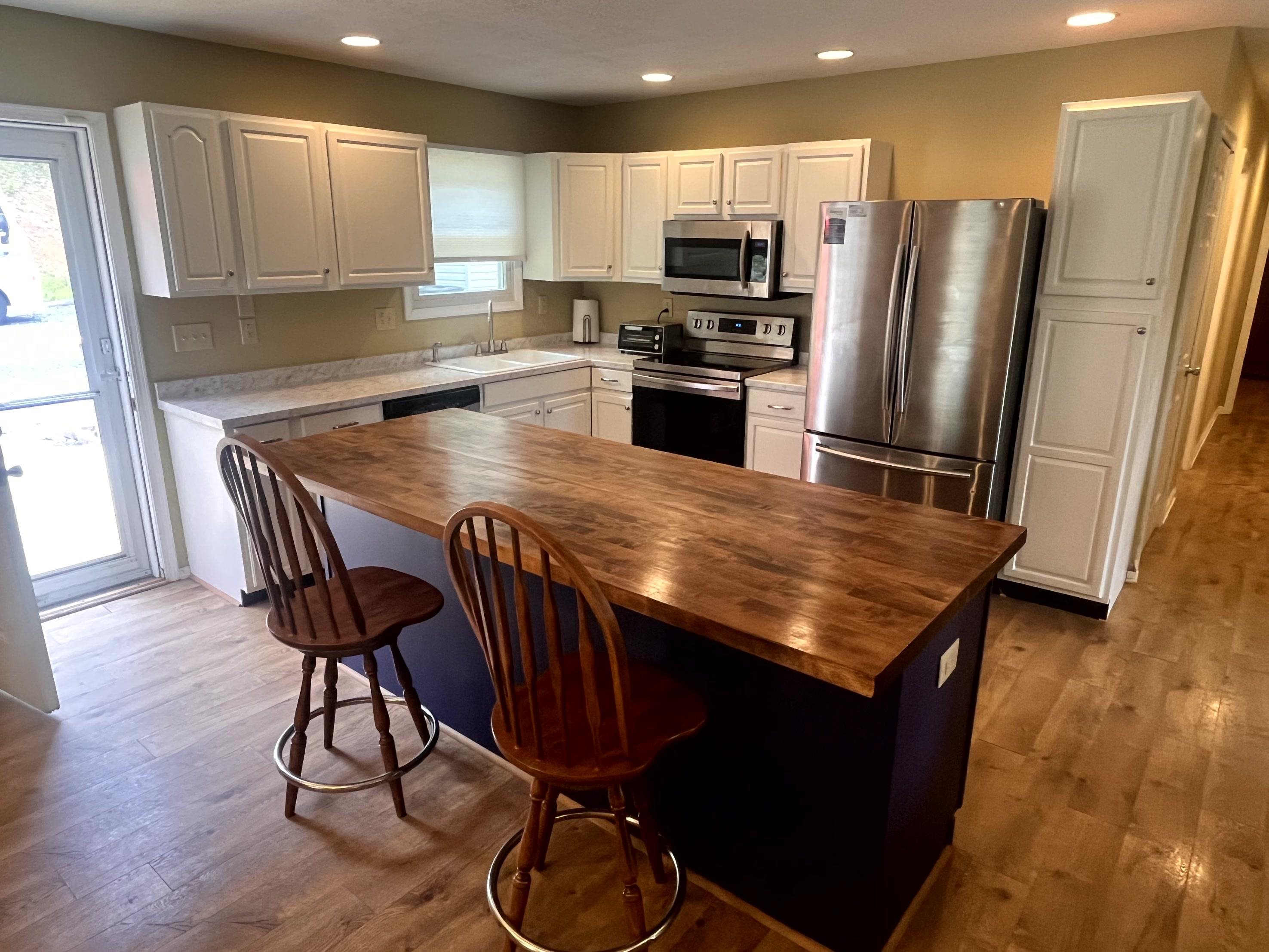 93 POPLAR RIDGE LN, CRAIGSVILLE, Virginia 24430, 4 Bedrooms Bedrooms, ,3 BathroomsBathrooms,Residential,93 POPLAR RIDGE LN,679824 MLS # 679824