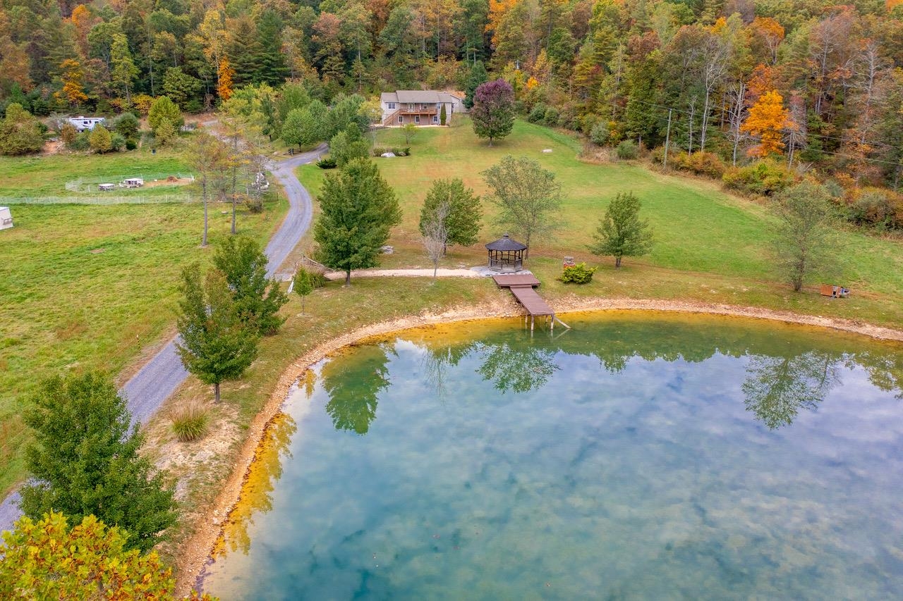 93 POPLAR RIDGE LN, CRAIGSVILLE, Virginia 24430, 4 Bedrooms Bedrooms, ,3 BathroomsBathrooms,Residential,93 POPLAR RIDGE LN,679824 MLS # 679824