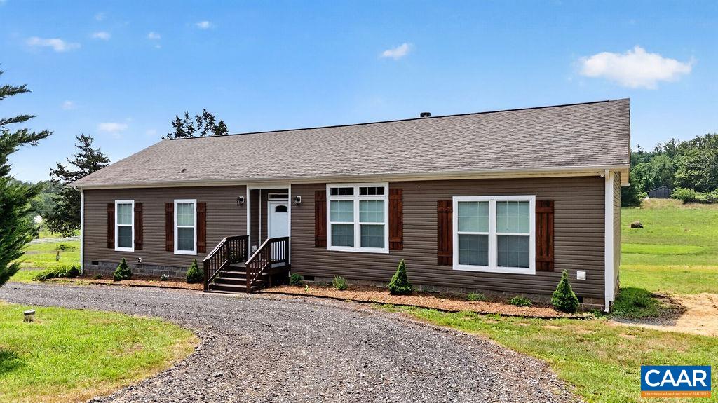 462 BURCHS CREEK RD, CROZET, Virginia 22932, 3 Bedrooms Bedrooms, ,2 BathroomsBathrooms,Residential,462 BURCHS CREEK RD,679825 MLS # 679825
