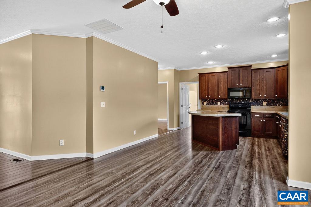462 BURCHS CREEK RD, CROZET, Virginia 22932, 3 Bedrooms Bedrooms, ,2 BathroomsBathrooms,Residential,462 BURCHS CREEK RD,679825 MLS # 679825