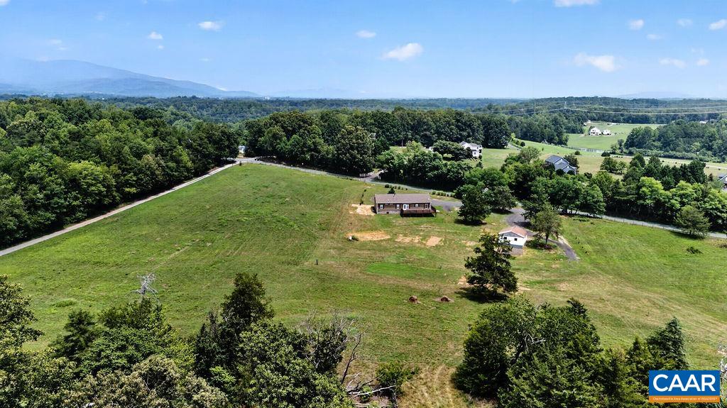 462 BURCHS CREEK RD, CROZET, Virginia 22932, 3 Bedrooms Bedrooms, ,2 BathroomsBathrooms,Residential,462 BURCHS CREEK RD,679825 MLS # 679825