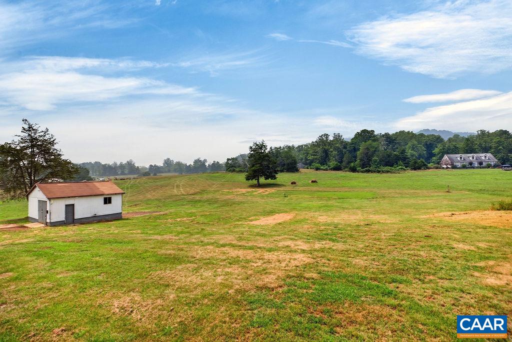 462 BURCHS CREEK RD, CROZET, Virginia 22932, 3 Bedrooms Bedrooms, ,2 BathroomsBathrooms,Residential,462 BURCHS CREEK RD,679825 MLS # 679825