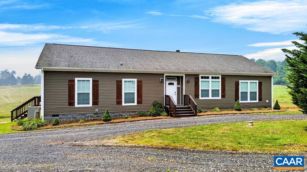462 BURCHS CREEK RD, CROZET, Virginia 22932, 3 Bedrooms Bedrooms, ,2 BathroomsBathrooms,Residential,462 BURCHS CREEK RD,679825 MLS # 679825