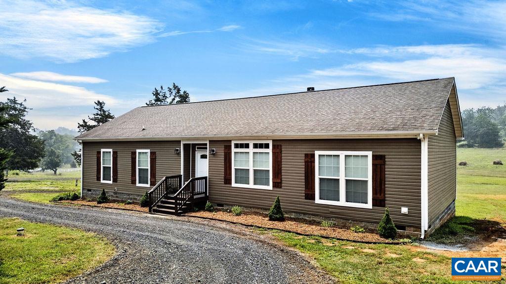 462 BURCHS CREEK RD, CROZET, Virginia 22932, 3 Bedrooms Bedrooms, ,2 BathroomsBathrooms,Residential,462 BURCHS CREEK RD,679825 MLS # 679825