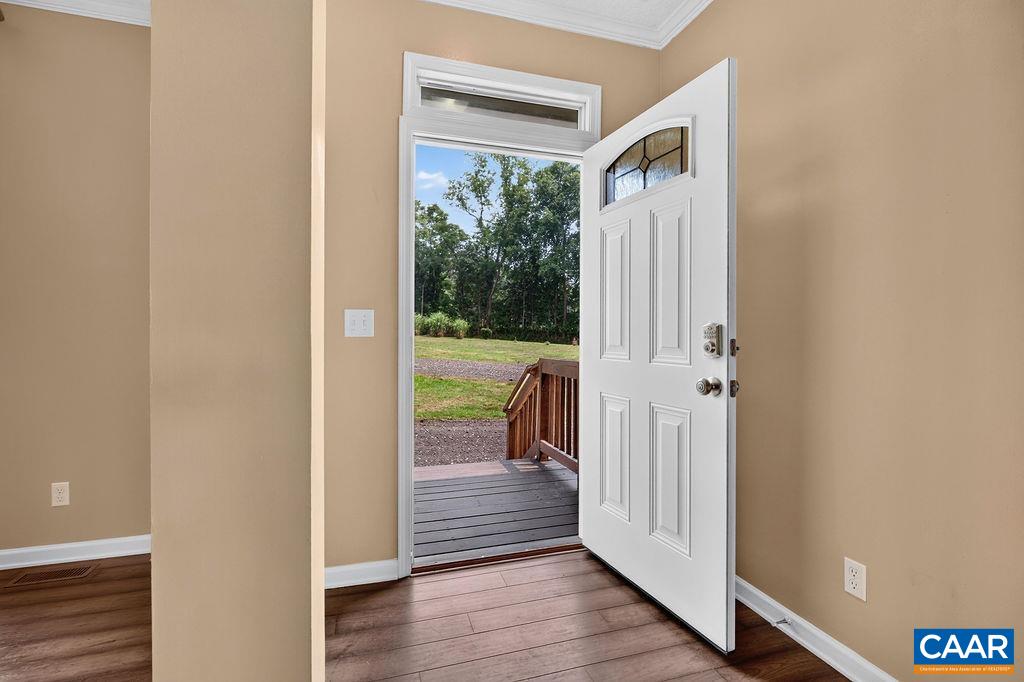 462 BURCHS CREEK RD, CROZET, Virginia 22932, 3 Bedrooms Bedrooms, ,2 BathroomsBathrooms,Residential,462 BURCHS CREEK RD,679825 MLS # 679825
