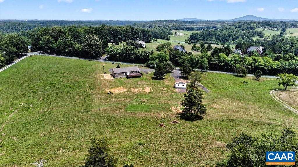 462 BURCHS CREEK RD, CROZET, Virginia 22932, 3 Bedrooms Bedrooms, ,2 BathroomsBathrooms,Residential,462 BURCHS CREEK RD,679825 MLS # 679825