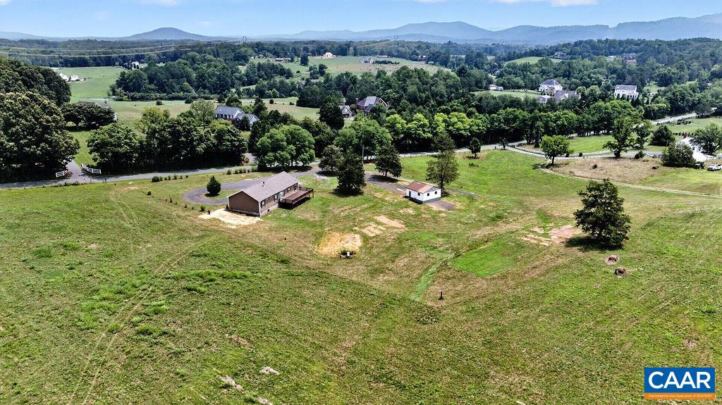 462 BURCHS CREEK RD, CROZET, Virginia 22932, 3 Bedrooms Bedrooms, ,2 BathroomsBathrooms,Residential,462 BURCHS CREEK RD,679825 MLS # 679825