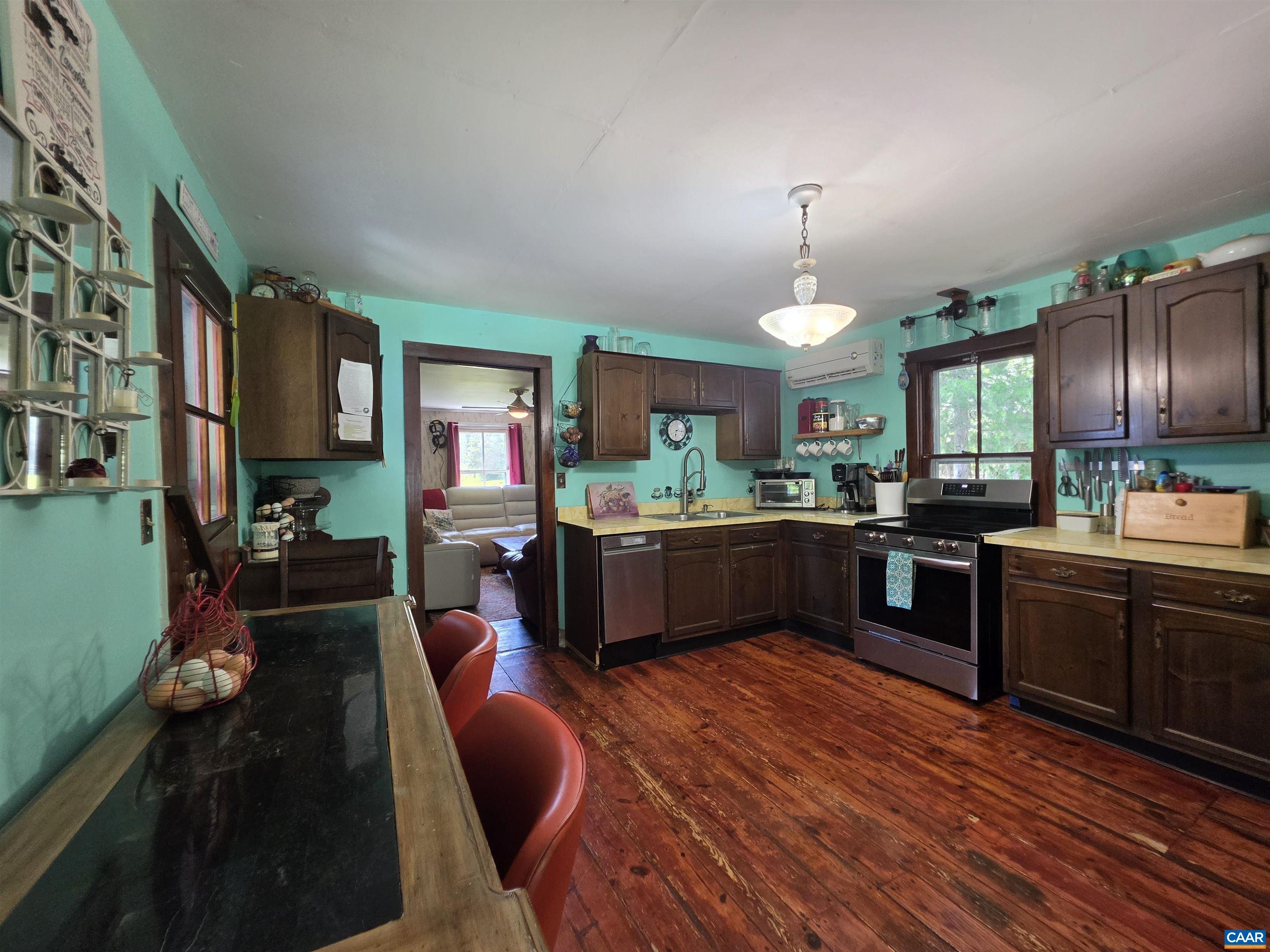 3818 STAGE JUNCTION RD, COLUMBIA, Virginia 23038, 3 Bedrooms Bedrooms, ,1 BathroomBathrooms,Residential,3818 STAGE JUNCTION RD,679562 MLS # 679562 3818 STAGE JUNCTION RD, COLUMBIA, Virginia 23038, 3 Bedrooms Bedrooms, ,1 BathroomBathrooms,Residential,3818 STAGE JUNCTION RD,679562 MLS # 679562