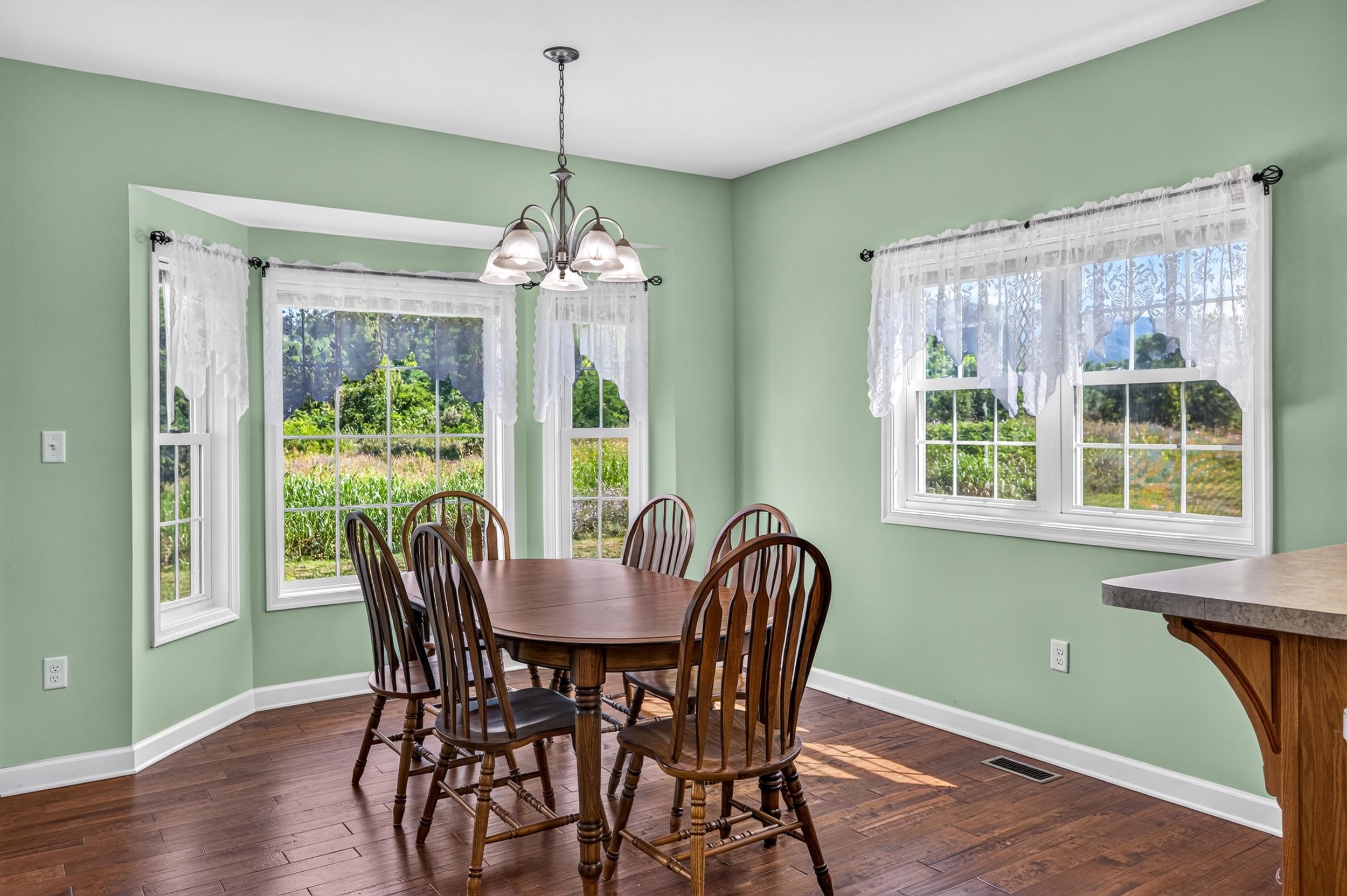 204 GRAFTON CT, EDINBURG, Virginia 22824, 2 Bedrooms Bedrooms, ,2 BathroomsBathrooms,Residential,204 GRAFTON CT,679586 MLS # 679586 204 GRAFTON CT, EDINBURG, Virginia 22824, 2 Bedrooms Bedrooms, ,2 BathroomsBathrooms,Residential,204 GRAFTON CT,679586 MLS # 679586