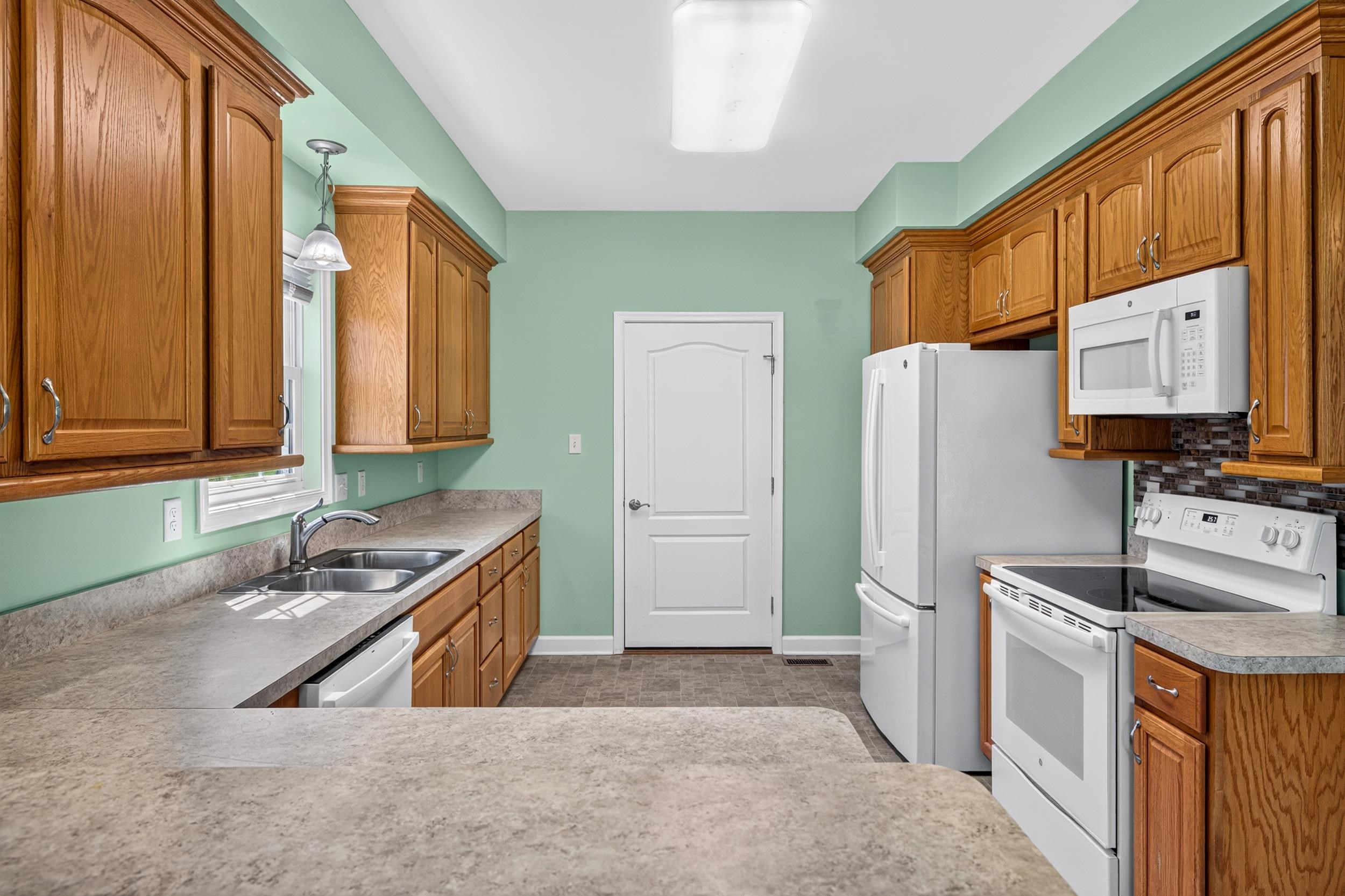 204 GRAFTON CT, EDINBURG, Virginia 22824, 2 Bedrooms Bedrooms, ,2 BathroomsBathrooms,Residential,204 GRAFTON CT,679586 MLS # 679586 204 GRAFTON CT, EDINBURG, Virginia 22824, 2 Bedrooms Bedrooms, ,2 BathroomsBathrooms,Residential,204 GRAFTON CT,679586 MLS # 679586