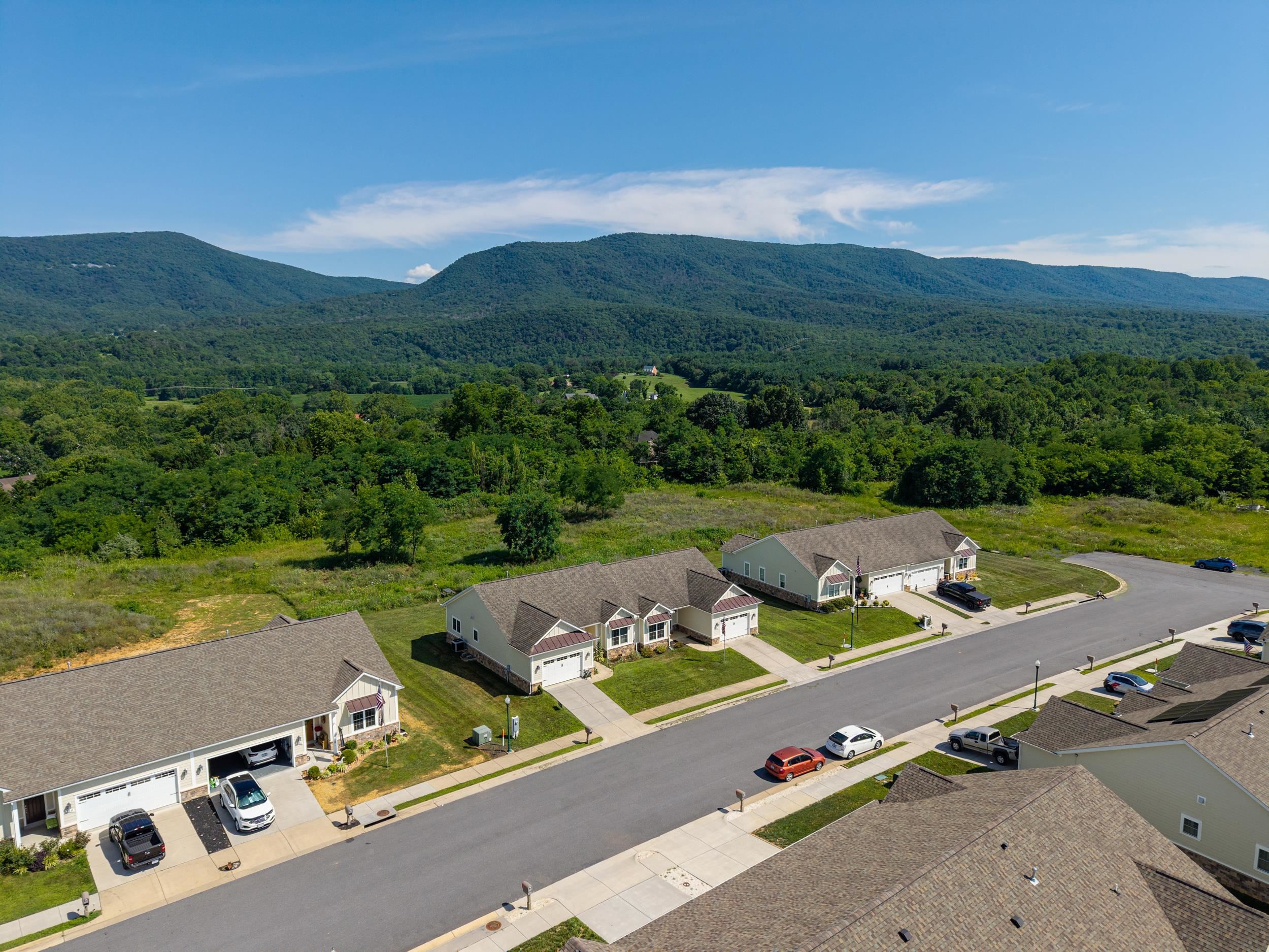 204 GRAFTON CT, EDINBURG, Virginia 22824, 2 Bedrooms Bedrooms, ,2 BathroomsBathrooms,Residential,204 GRAFTON CT,679586 MLS # 679586 204 GRAFTON CT, EDINBURG, Virginia 22824, 2 Bedrooms Bedrooms, ,2 BathroomsBathrooms,Residential,204 GRAFTON CT,679586 MLS # 679586