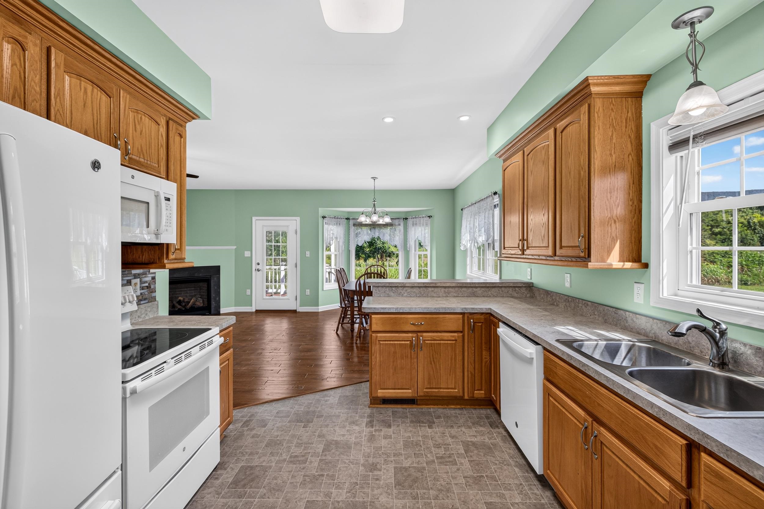 204 GRAFTON CT, EDINBURG, Virginia 22824, 2 Bedrooms Bedrooms, ,2 BathroomsBathrooms,Residential,204 GRAFTON CT,679586 MLS # 679586 204 GRAFTON CT, EDINBURG, Virginia 22824, 2 Bedrooms Bedrooms, ,2 BathroomsBathrooms,Residential,204 GRAFTON CT,679586 MLS # 679586