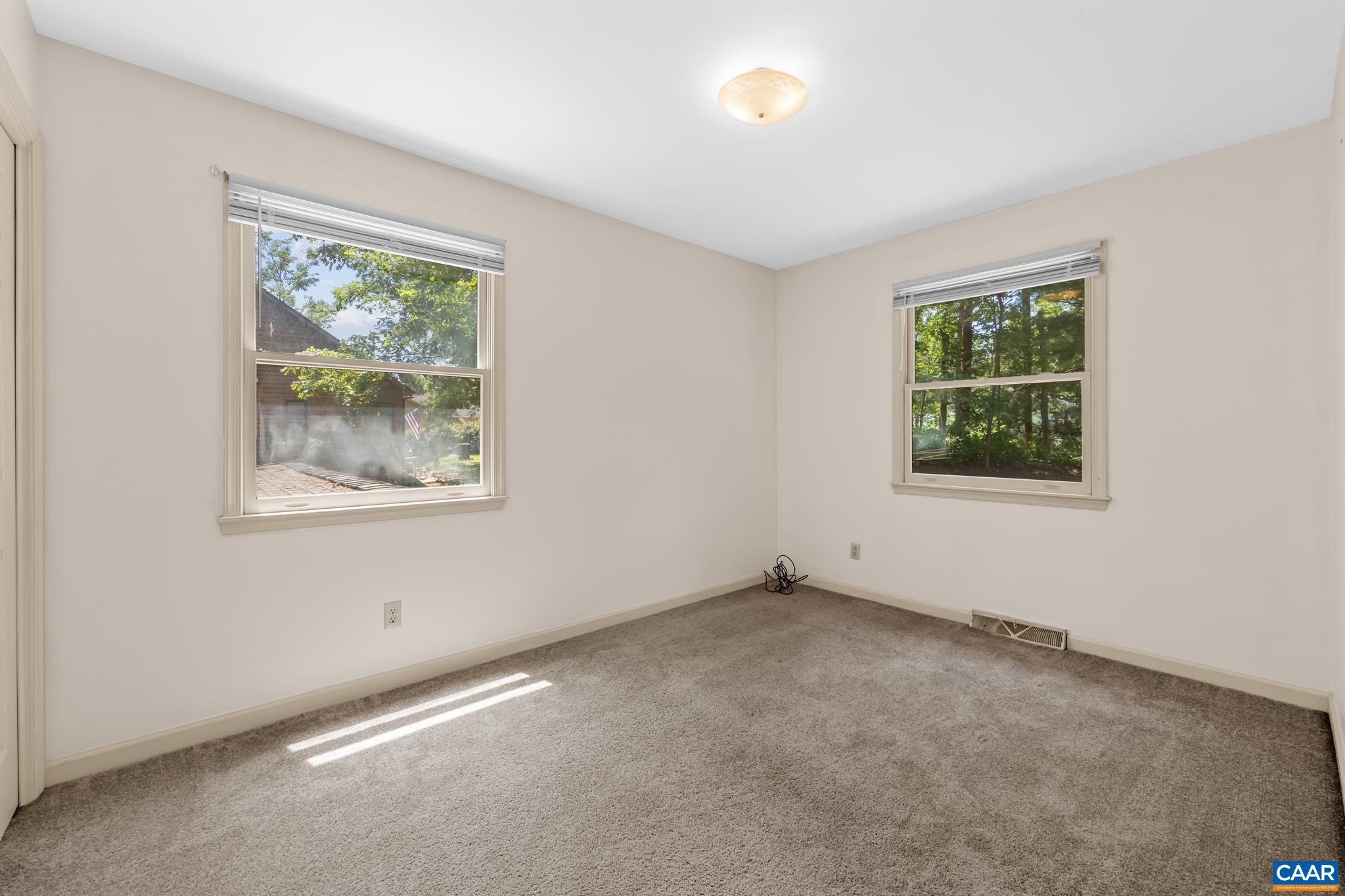 399 LOGTRAC RD, STANARDSVILLE, Virginia 22973, 4 Bedrooms Bedrooms, ,3 BathroomsBathrooms,Residential,399 LOGTRAC RD,679775 MLS # 679775 399 LOGTRAC RD, STANARDSVILLE, Virginia 22973, 4 Bedrooms Bedrooms, ,3 BathroomsBathrooms,Residential,399 LOGTRAC RD,679775 MLS # 679775