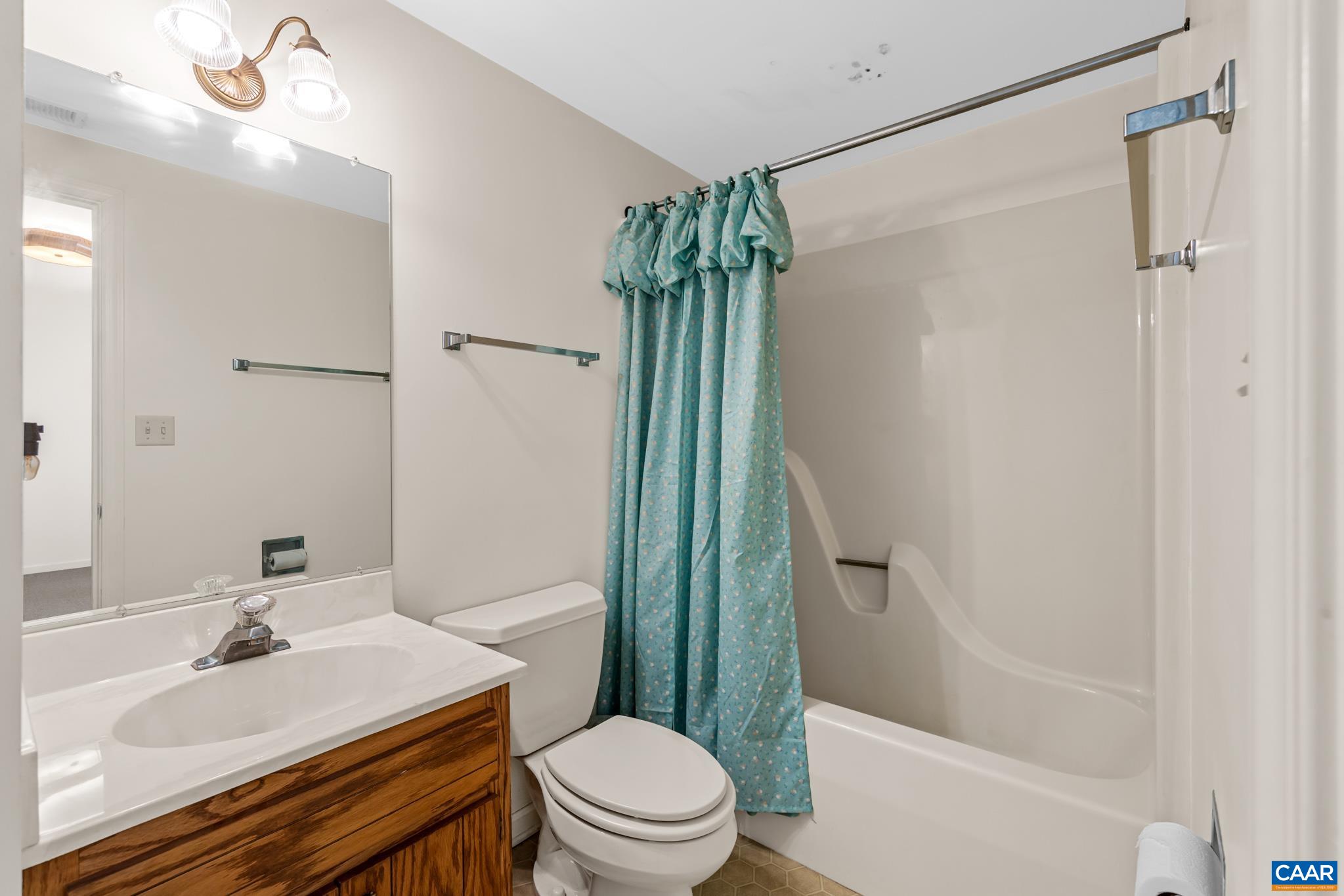 399 LOGTRAC RD, STANARDSVILLE, Virginia 22973, 4 Bedrooms Bedrooms, ,3 BathroomsBathrooms,Residential,399 LOGTRAC RD,679775 MLS # 679775 399 LOGTRAC RD, STANARDSVILLE, Virginia 22973, 4 Bedrooms Bedrooms, ,3 BathroomsBathrooms,Residential,399 LOGTRAC RD,679775 MLS # 679775