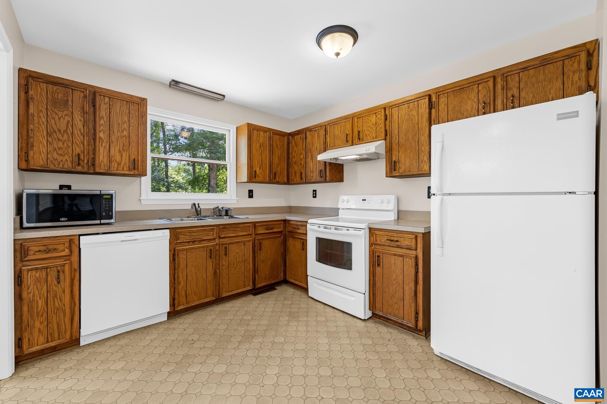 399 LOGTRAC RD, STANARDSVILLE, Virginia 22973, 4 Bedrooms Bedrooms, ,3 BathroomsBathrooms,Residential,399 LOGTRAC RD,679775 MLS # 679775 399 LOGTRAC RD, STANARDSVILLE, Virginia 22973, 4 Bedrooms Bedrooms, ,3 BathroomsBathrooms,Residential,399 LOGTRAC RD,679775 MLS # 679775