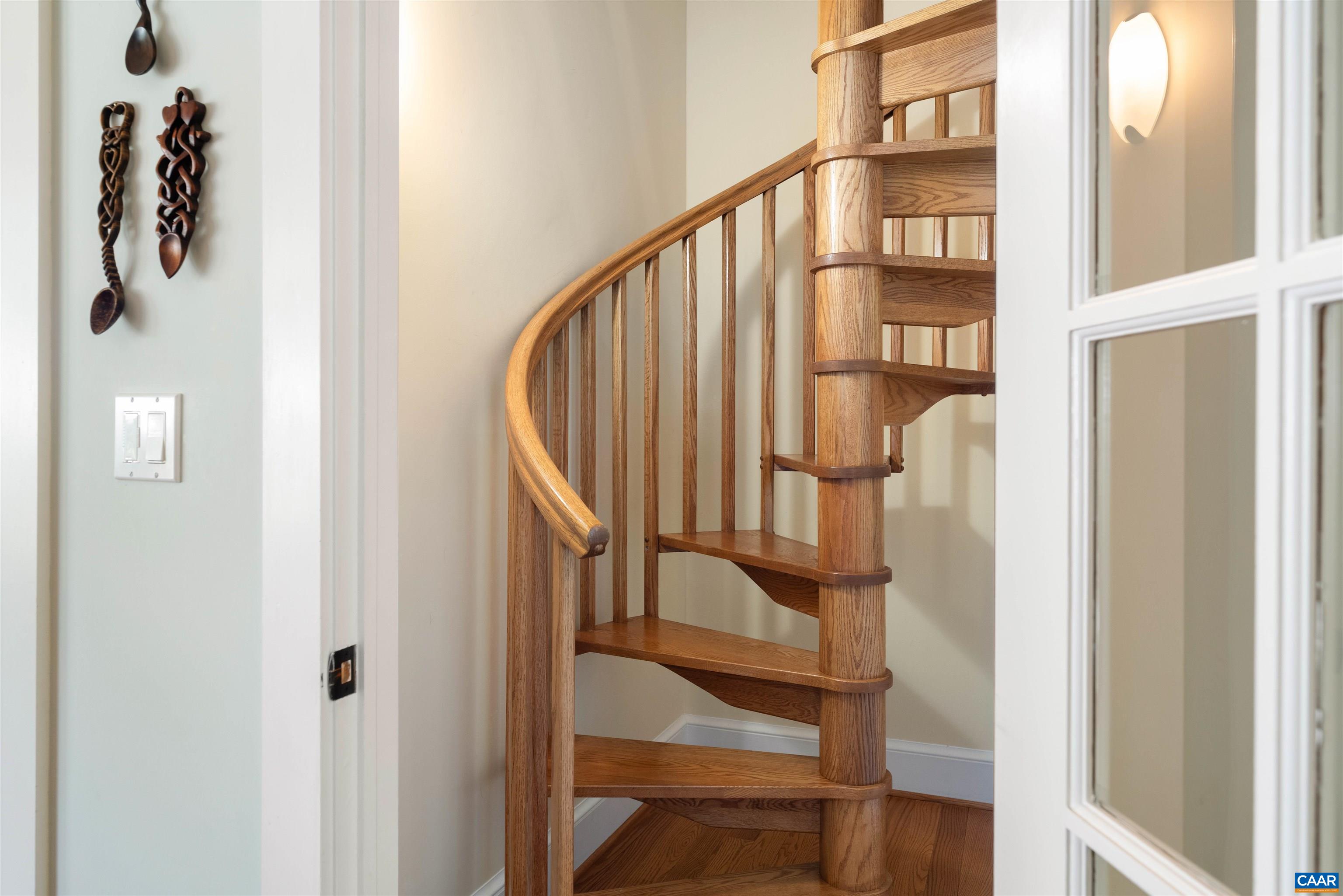 Secondary access to second floor. Secondary access to second floor.