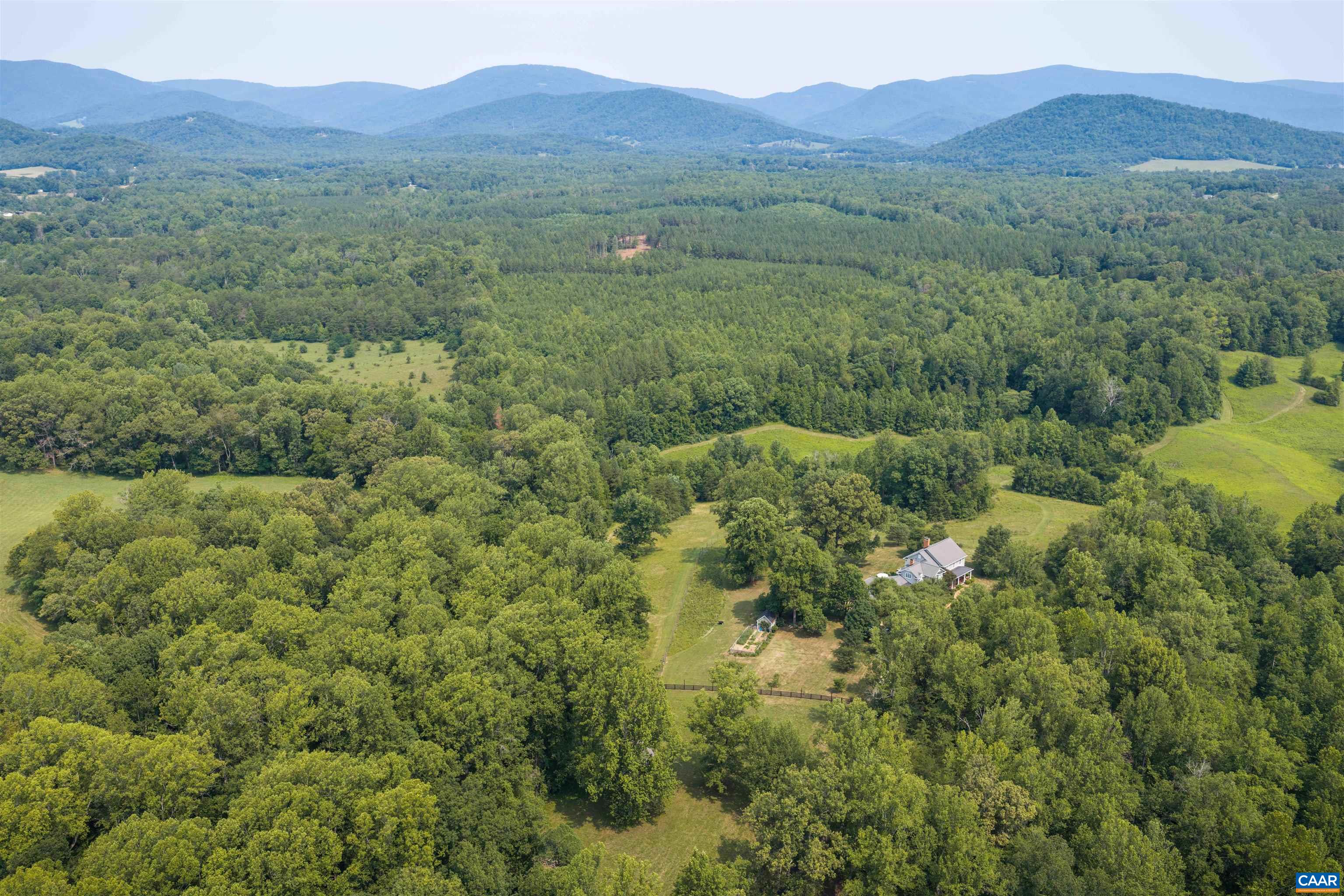 6205 INDIAN RIDGE DR, EARLYSVILLE, Virginia 22936, 5 Bedrooms Bedrooms, ,4 BathroomsBathrooms,Residential,6205 INDIAN RIDGE DR,679821 MLS # 679821 6205 INDIAN RIDGE DR, EARLYSVILLE, Virginia 22936, 5 Bedrooms Bedrooms, ,4 BathroomsBathrooms,Residential,6205 INDIAN RIDGE DR,679821 MLS # 679821