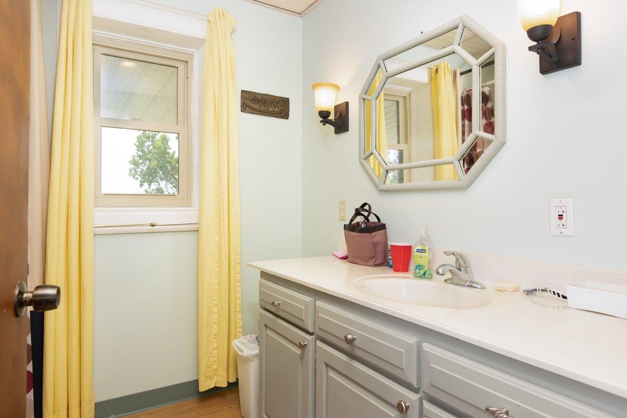 107 DOGWOOD DR, BRIDGEWATER, Virginia 22812, 5 Bedrooms Bedrooms, ,3 BathroomsBathrooms,Residential,107 DOGWOOD DR,679831 MLS # 679831 107 DOGWOOD DR, BRIDGEWATER, Virginia 22812, 5 Bedrooms Bedrooms, ,3 BathroomsBathrooms,Residential,107 DOGWOOD DR,679831 MLS # 679831