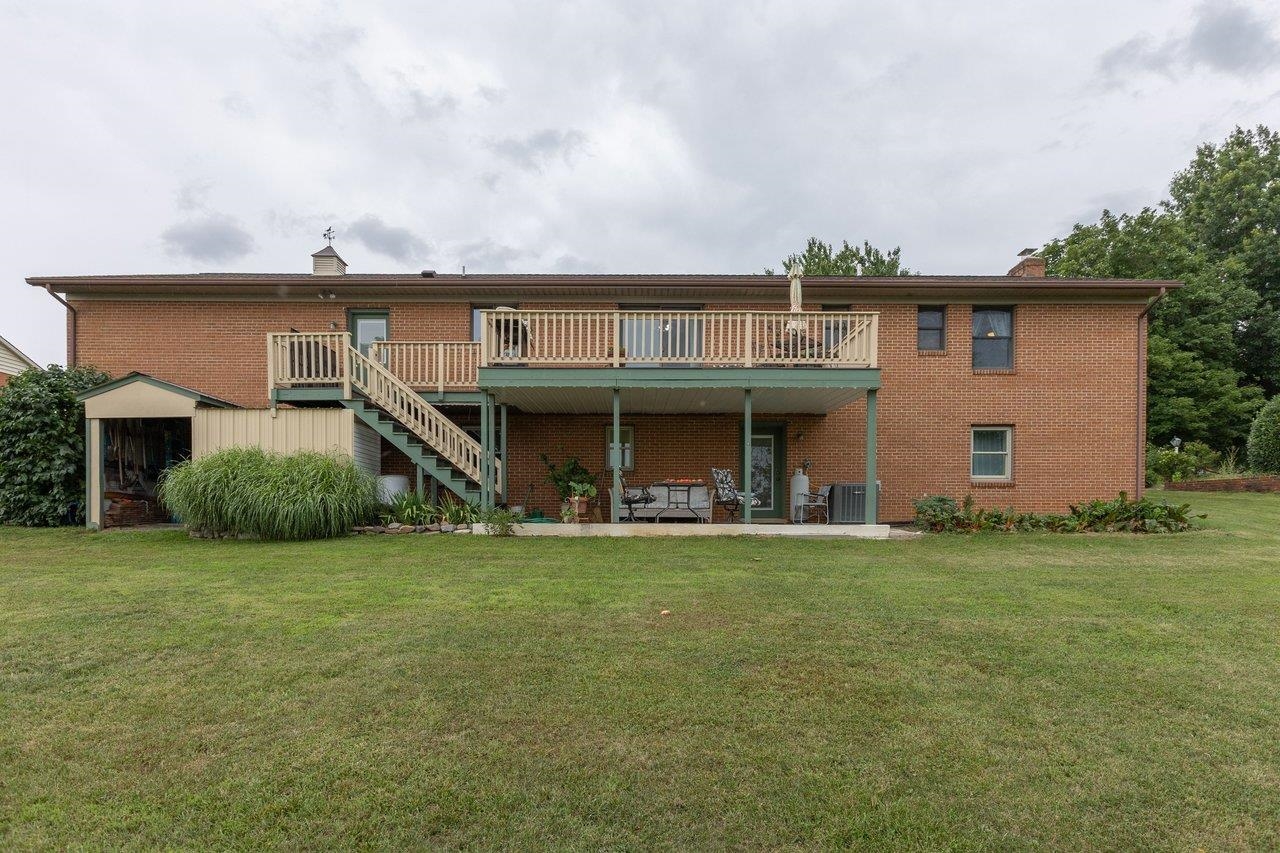 107 DOGWOOD DR, BRIDGEWATER, Virginia 22812, 5 Bedrooms Bedrooms, ,3 BathroomsBathrooms,Residential,107 DOGWOOD DR,679831 MLS # 679831 107 DOGWOOD DR, BRIDGEWATER, Virginia 22812, 5 Bedrooms Bedrooms, ,3 BathroomsBathrooms,Residential,107 DOGWOOD DR,679831 MLS # 679831