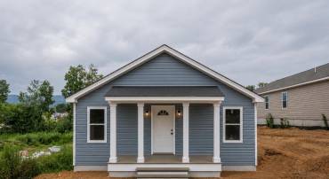 387 TRENTON AVE, SHENANDOAH, Virginia 22849, 4 Bedrooms Bedrooms, ,2 BathroomsBathrooms,Residential,387 TRENTON AVE,679835 MLS # 679835