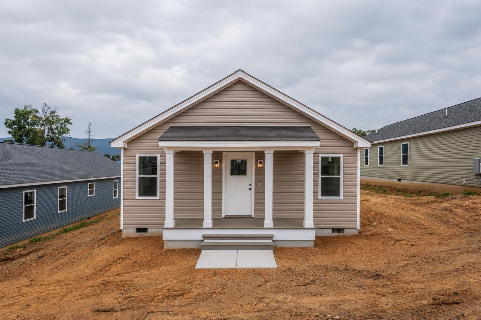 391 TRENTON AVE, SHENANDOAH, Virginia 22849, 4 Bedrooms Bedrooms, ,2 BathroomsBathrooms,Residential,391 TRENTON AVE,679836 MLS # 679836 391 TRENTON AVE, SHENANDOAH, Virginia 22849, 4 Bedrooms Bedrooms, ,2 BathroomsBathrooms,Residential,391 TRENTON AVE,679836 MLS # 679836