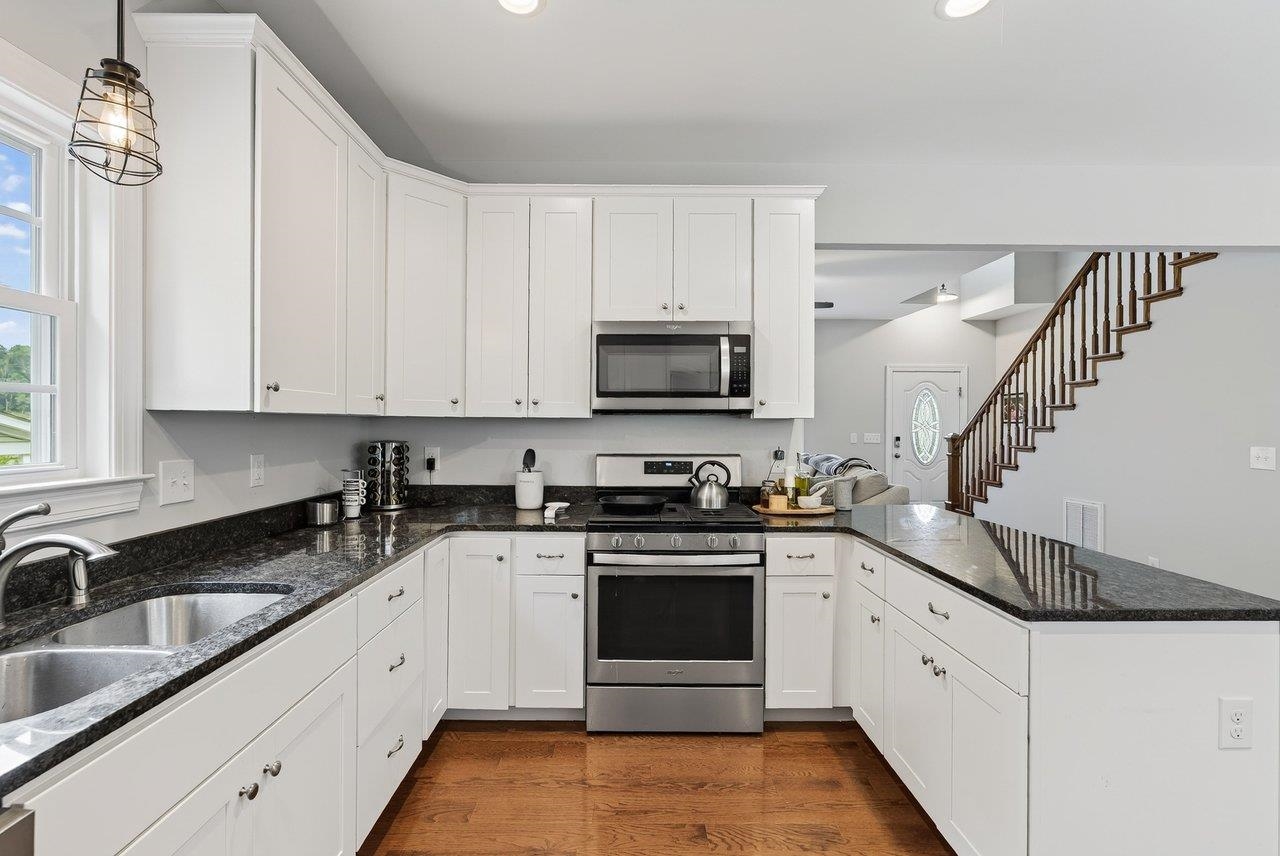 209 BELL CREEK DR, STAUNTON, Virginia 24401, 3 Bedrooms Bedrooms, ,2 BathroomsBathrooms,Residential,209 BELL CREEK DR,679845 MLS # 679845 209 BELL CREEK DR, STAUNTON, Virginia 24401, 3 Bedrooms Bedrooms, ,2 BathroomsBathrooms,Residential,209 BELL CREEK DR,679845 MLS # 679845