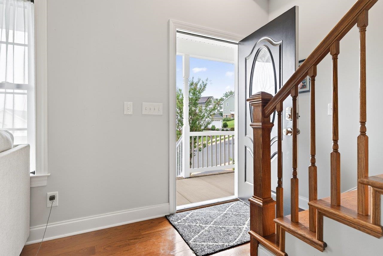 209 BELL CREEK DR, STAUNTON, Virginia 24401, 3 Bedrooms Bedrooms, ,2 BathroomsBathrooms,Residential,209 BELL CREEK DR,679845 MLS # 679845 209 BELL CREEK DR, STAUNTON, Virginia 24401, 3 Bedrooms Bedrooms, ,2 BathroomsBathrooms,Residential,209 BELL CREEK DR,679845 MLS # 679845