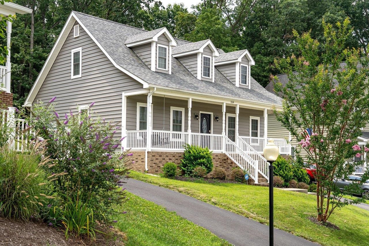 209 BELL CREEK DR, STAUNTON, Virginia 24401, 3 Bedrooms Bedrooms, ,2 BathroomsBathrooms,Residential,209 BELL CREEK DR,679845 MLS # 679845 209 BELL CREEK DR, STAUNTON, Virginia 24401, 3 Bedrooms Bedrooms, ,2 BathroomsBathrooms,Residential,209 BELL CREEK DR,679845 MLS # 679845