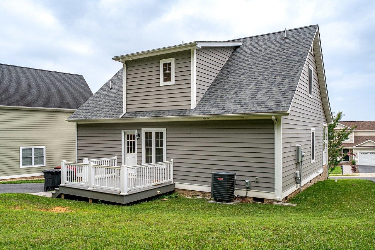 209 BELL CREEK DR, STAUNTON, Virginia 24401, 3 Bedrooms Bedrooms, ,2 BathroomsBathrooms,Residential,209 BELL CREEK DR,679845 MLS # 679845 209 BELL CREEK DR, STAUNTON, Virginia 24401, 3 Bedrooms Bedrooms, ,2 BathroomsBathrooms,Residential,209 BELL CREEK DR,679845 MLS # 679845