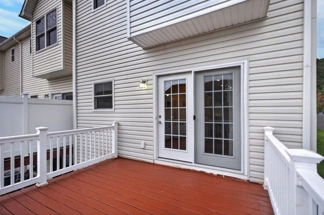 2249 DEYERLE AVE, HARRISONBURG, Virginia 22801, 3 Bedrooms Bedrooms, ,3 BathroomsBathrooms,Residential,2249 DEYERLE AVE,679850 MLS # 679850 2249 DEYERLE AVE, HARRISONBURG, Virginia 22801, 3 Bedrooms Bedrooms, ,3 BathroomsBathrooms,Residential,2249 DEYERLE AVE,679850 MLS # 679850