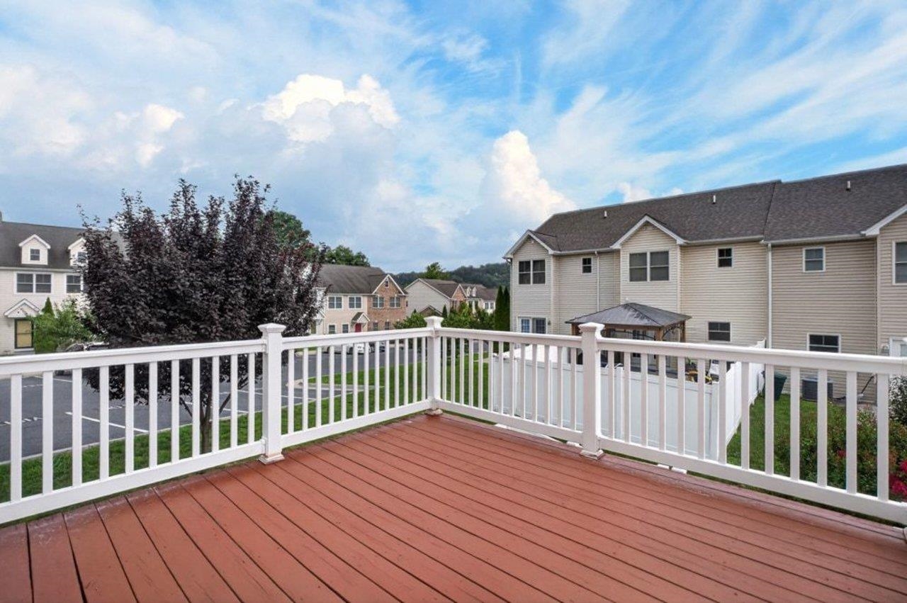 2249 DEYERLE AVE, HARRISONBURG, Virginia 22801, 3 Bedrooms Bedrooms, ,3 BathroomsBathrooms,Residential,2249 DEYERLE AVE,679850 MLS # 679850 2249 DEYERLE AVE, HARRISONBURG, Virginia 22801, 3 Bedrooms Bedrooms, ,3 BathroomsBathrooms,Residential,2249 DEYERLE AVE,679850 MLS # 679850