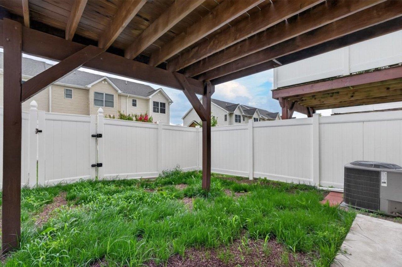 2249 DEYERLE AVE, HARRISONBURG, Virginia 22801, 3 Bedrooms Bedrooms, ,3 BathroomsBathrooms,Residential,2249 DEYERLE AVE,679850 MLS # 679850 2249 DEYERLE AVE, HARRISONBURG, Virginia 22801, 3 Bedrooms Bedrooms, ,3 BathroomsBathrooms,Residential,2249 DEYERLE AVE,679850 MLS # 679850