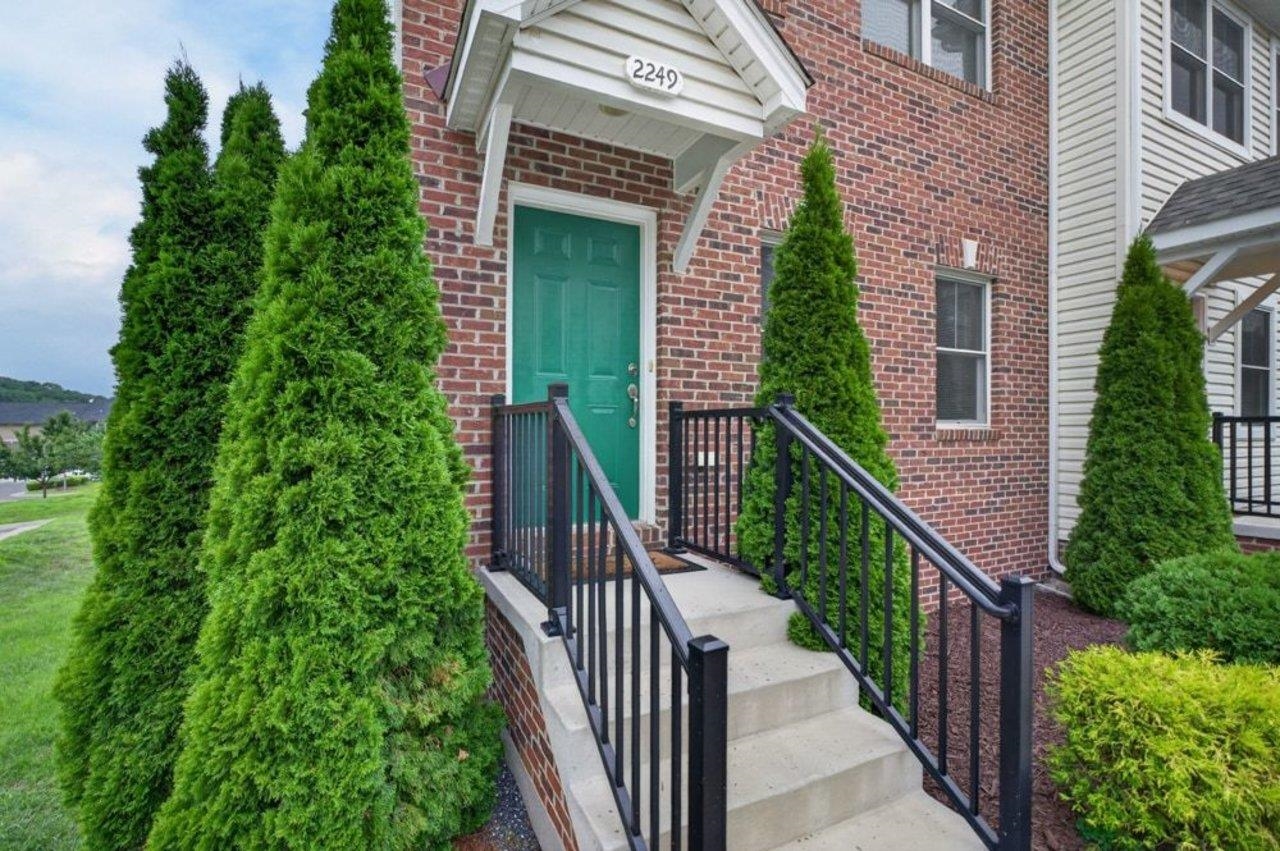 2249 DEYERLE AVE, HARRISONBURG, Virginia 22801, 3 Bedrooms Bedrooms, ,3 BathroomsBathrooms,Residential,2249 DEYERLE AVE,679850 MLS # 679850 2249 DEYERLE AVE, HARRISONBURG, Virginia 22801, 3 Bedrooms Bedrooms, ,3 BathroomsBathrooms,Residential,2249 DEYERLE AVE,679850 MLS # 679850