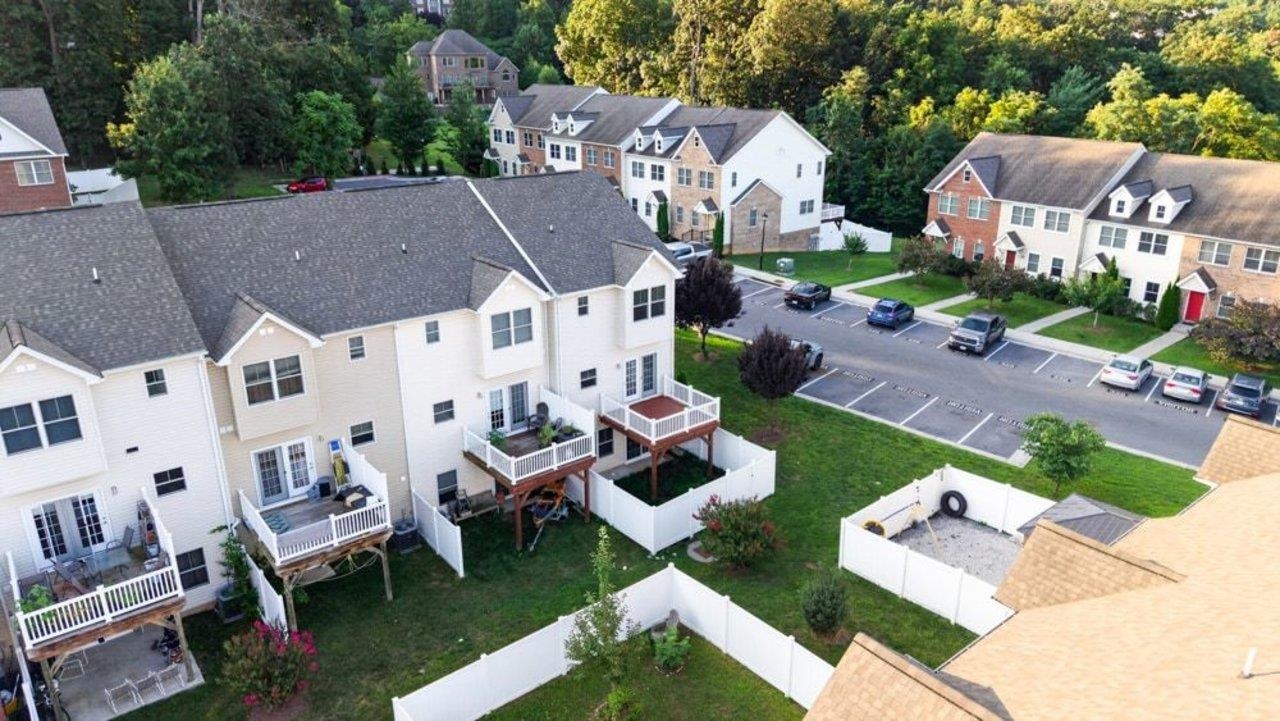 2249 DEYERLE AVE, HARRISONBURG, Virginia 22801, 3 Bedrooms Bedrooms, ,3 BathroomsBathrooms,Residential,2249 DEYERLE AVE,679850 MLS # 679850 2249 DEYERLE AVE, HARRISONBURG, Virginia 22801, 3 Bedrooms Bedrooms, ,3 BathroomsBathrooms,Residential,2249 DEYERLE AVE,679850 MLS # 679850