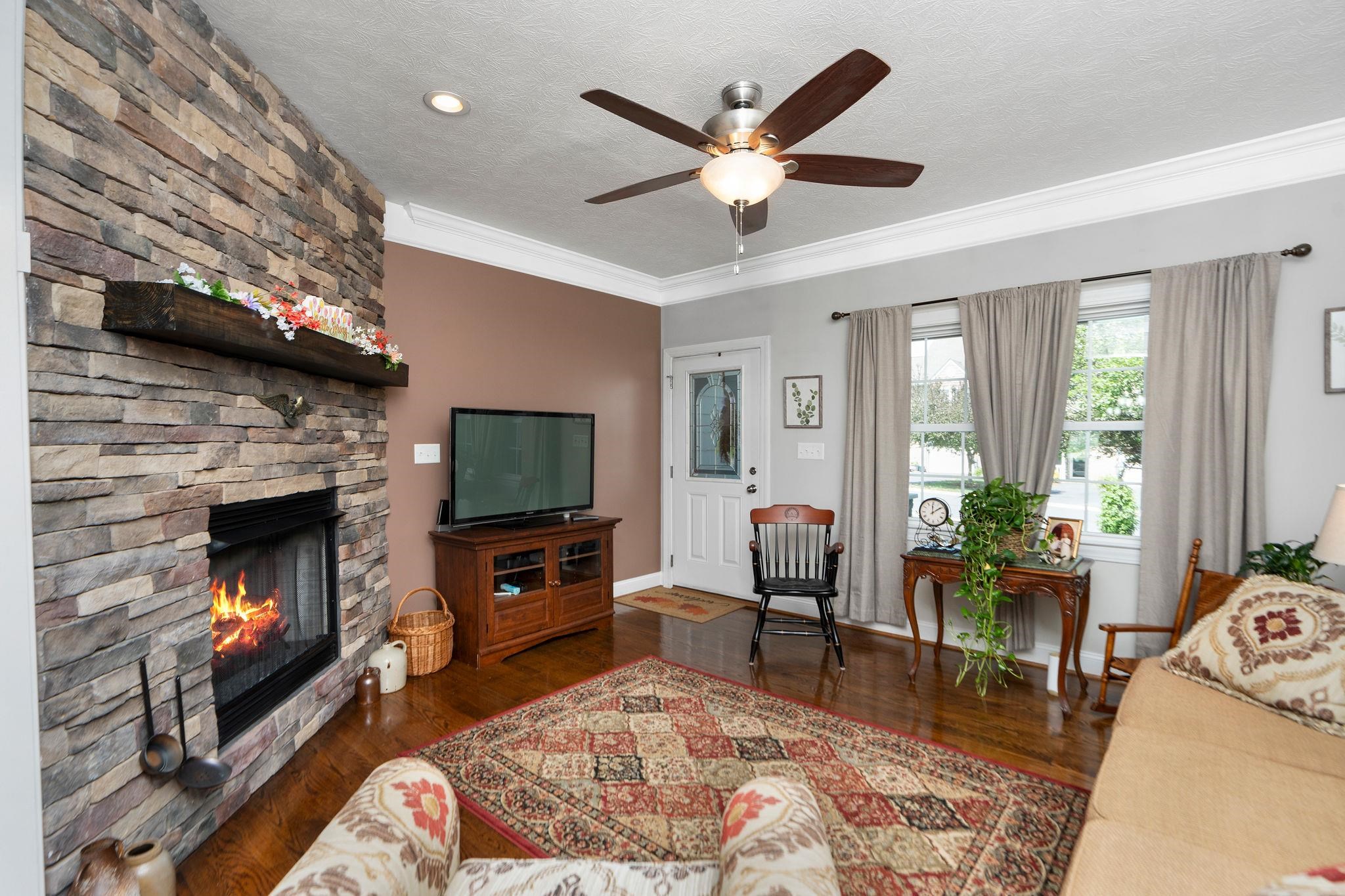 22 SPRING VIEW DR, STAUNTON, Virginia 24401, 3 Bedrooms Bedrooms, ,2 BathroomsBathrooms,Residential,22 SPRING VIEW DR,679852 MLS # 679852 22 SPRING VIEW DR, STAUNTON, Virginia 24401, 3 Bedrooms Bedrooms, ,2 BathroomsBathrooms,Residential,22 SPRING VIEW DR,679852 MLS # 679852