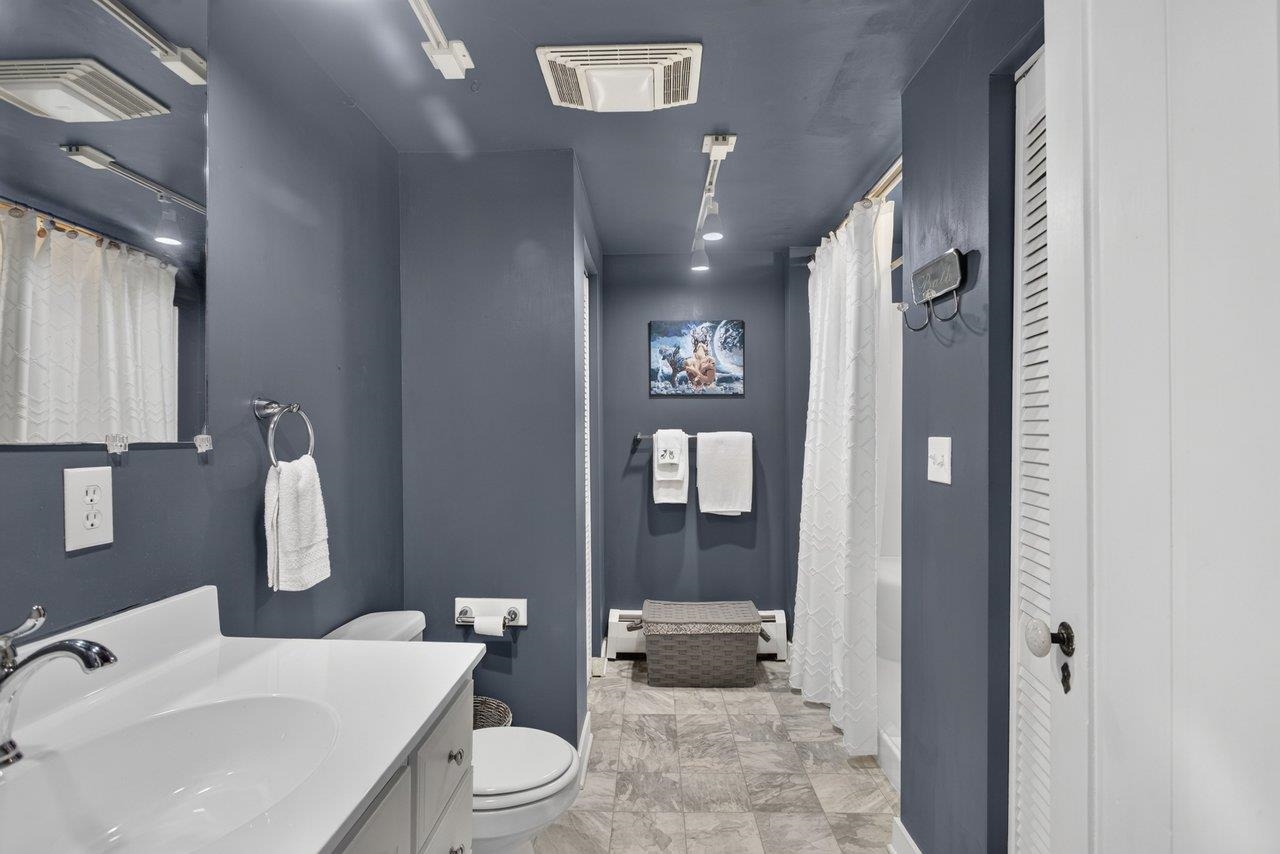 125 MASON ST, BROADWAY, Virginia 22815, 4 Bedrooms Bedrooms, ,2 BathroomsBathrooms,Residential,125 MASON ST,679853 MLS # 679853 125 MASON ST, BROADWAY, Virginia 22815, 4 Bedrooms Bedrooms, ,2 BathroomsBathrooms,Residential,125 MASON ST,679853 MLS # 679853