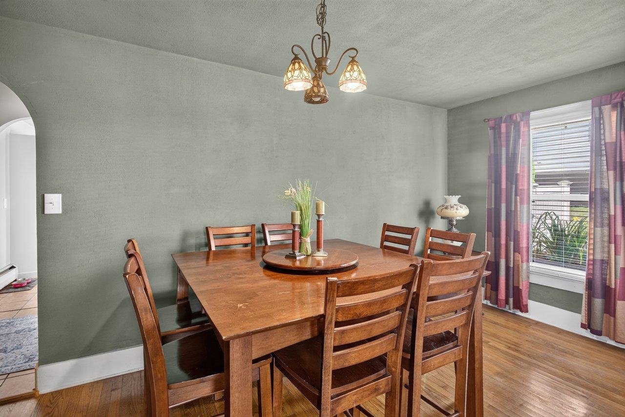 Dining room Dining room