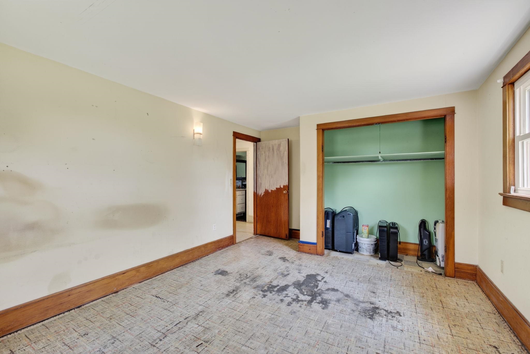 249 SOUTH EAST SIDE HWY, ELKTON, Virginia 22827, 3 Bedrooms Bedrooms, ,1 BathroomBathrooms,Residential,249 SOUTH EAST SIDE HWY,679857 MLS # 679857